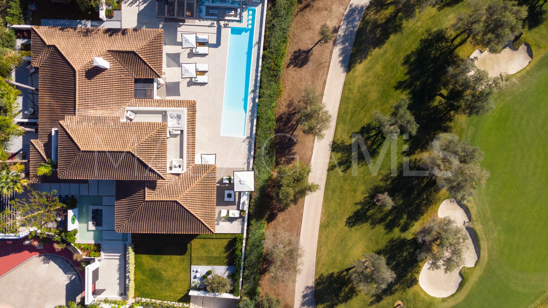 Villa for sale in Las Brisas