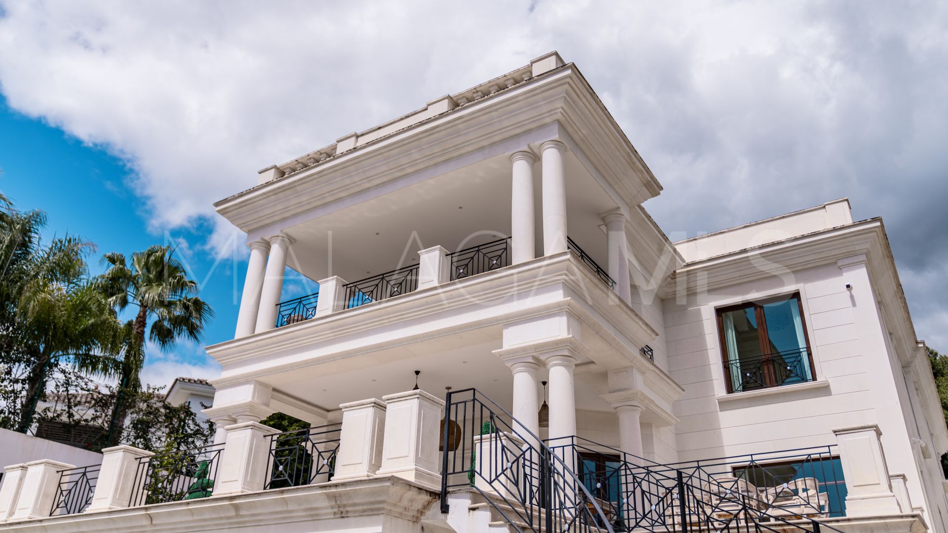 Villa de 8 bedrooms a la venta in Sierra Blanca