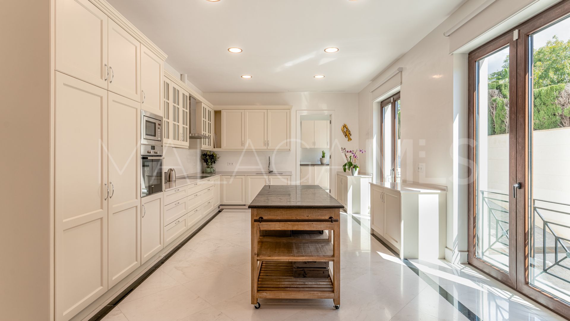 Villa de 8 bedrooms a la venta in Sierra Blanca