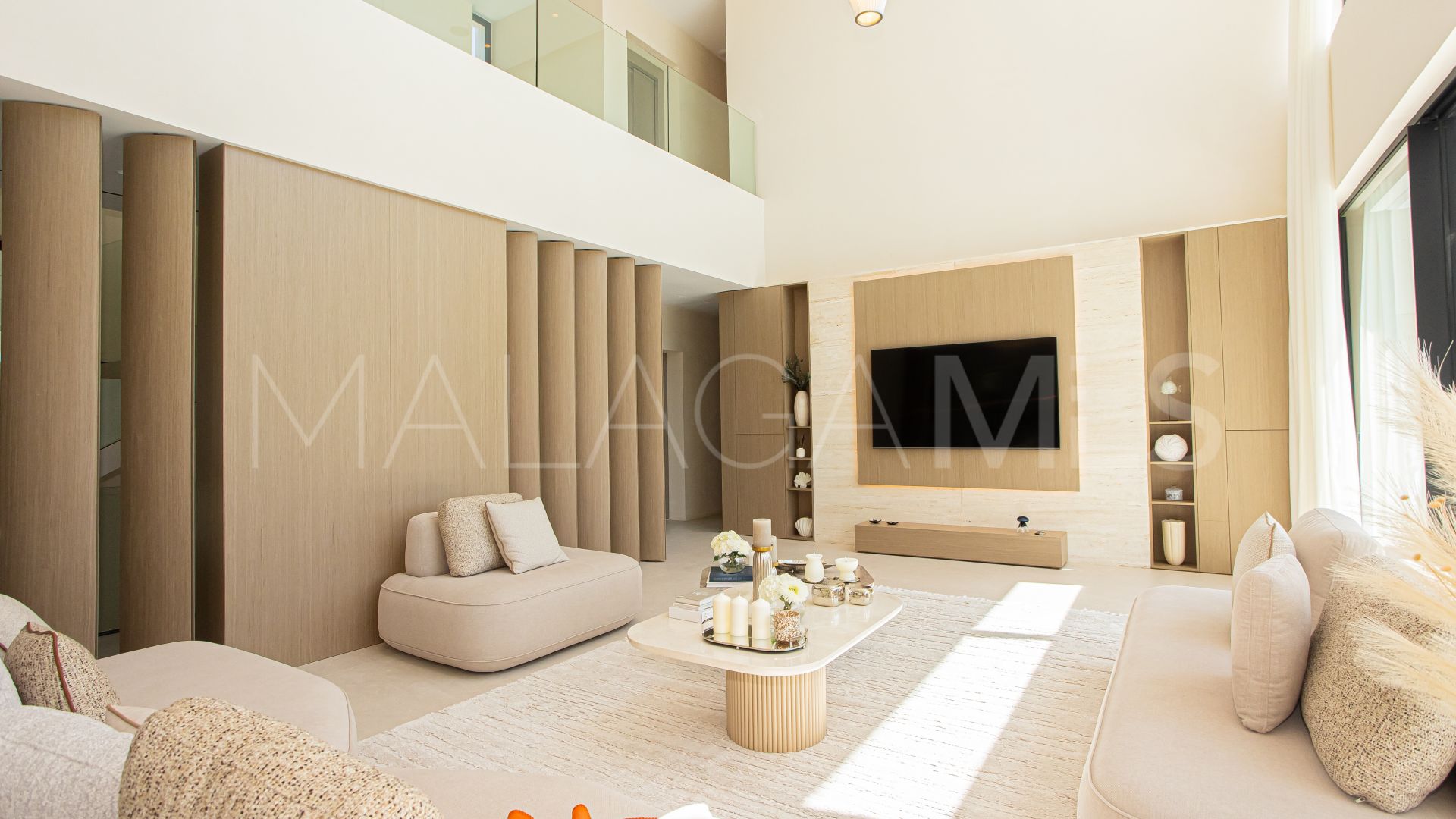 For sale villa in Los Monteros with 7 bedrooms