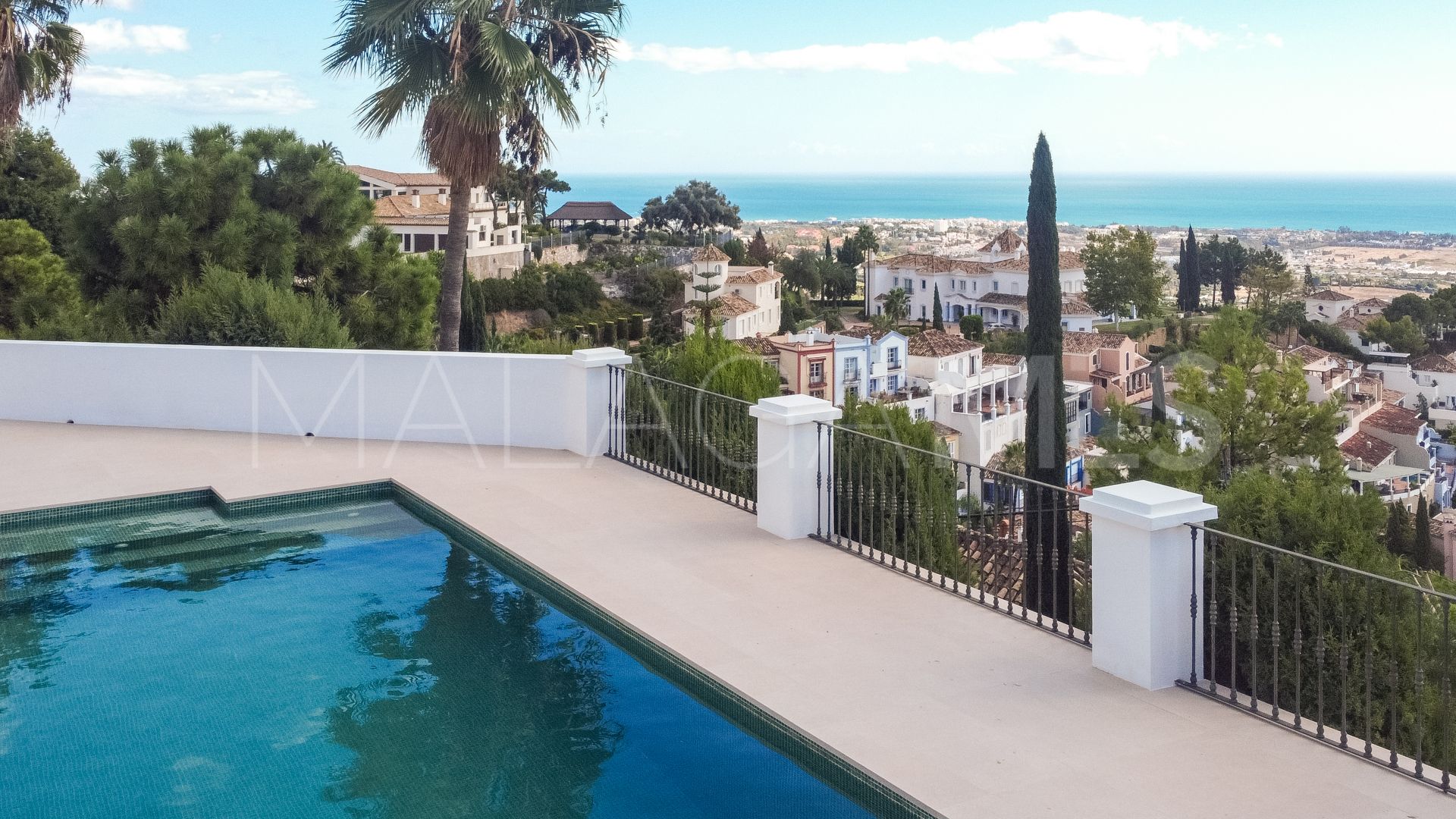Villa for sale in El Madroñal