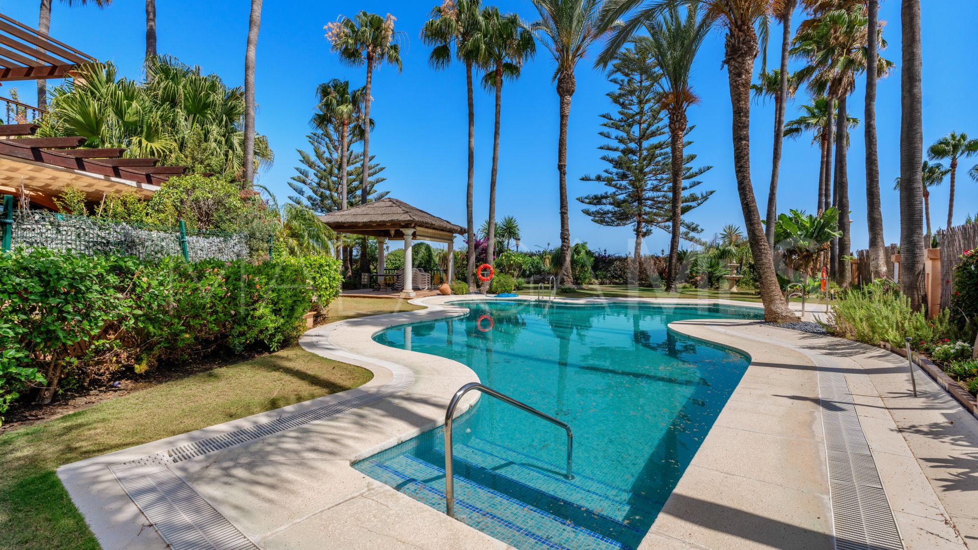Tvåvånings takvåning for sale in Marbella - Puerto Banus