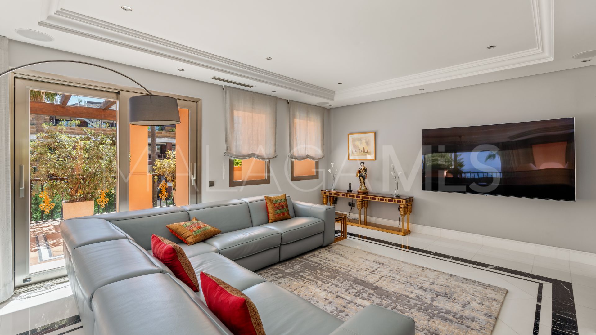 Tvåvånings takvåning for sale in Marbella - Puerto Banus