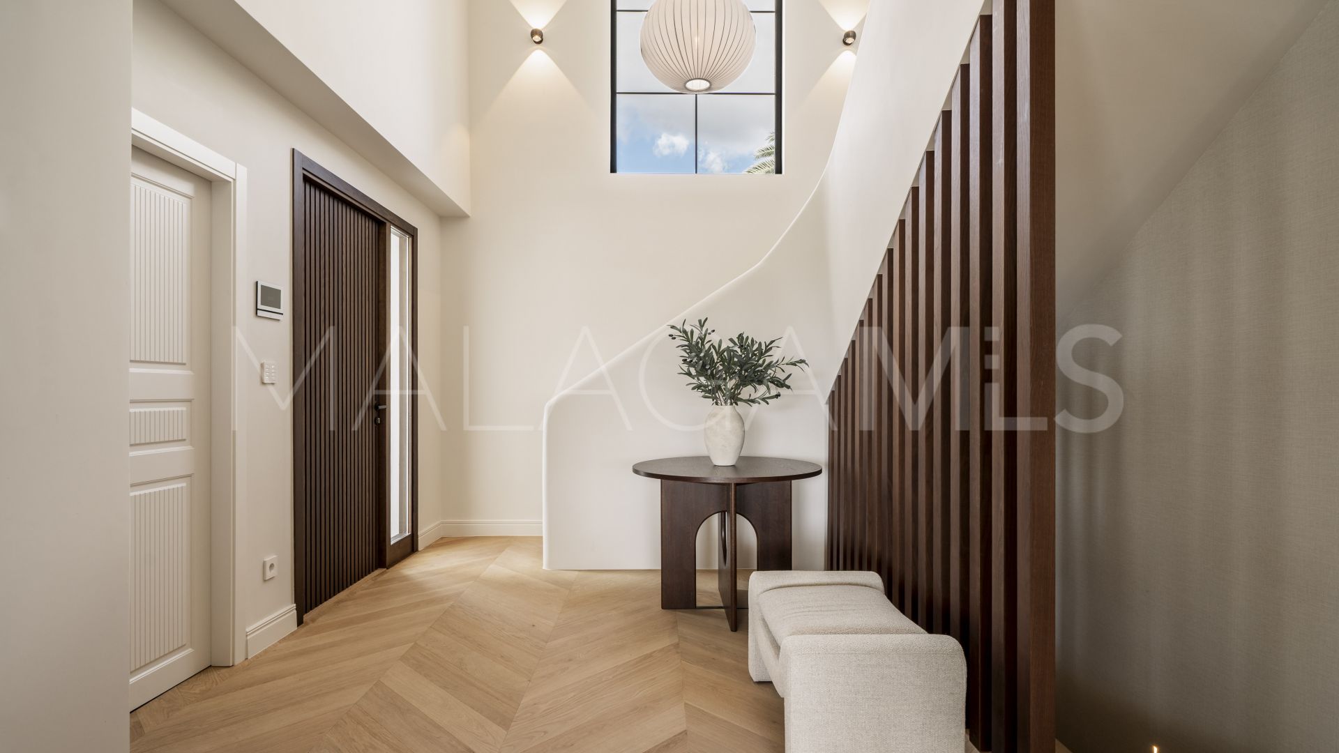 Buy Nueva Andalucia villa