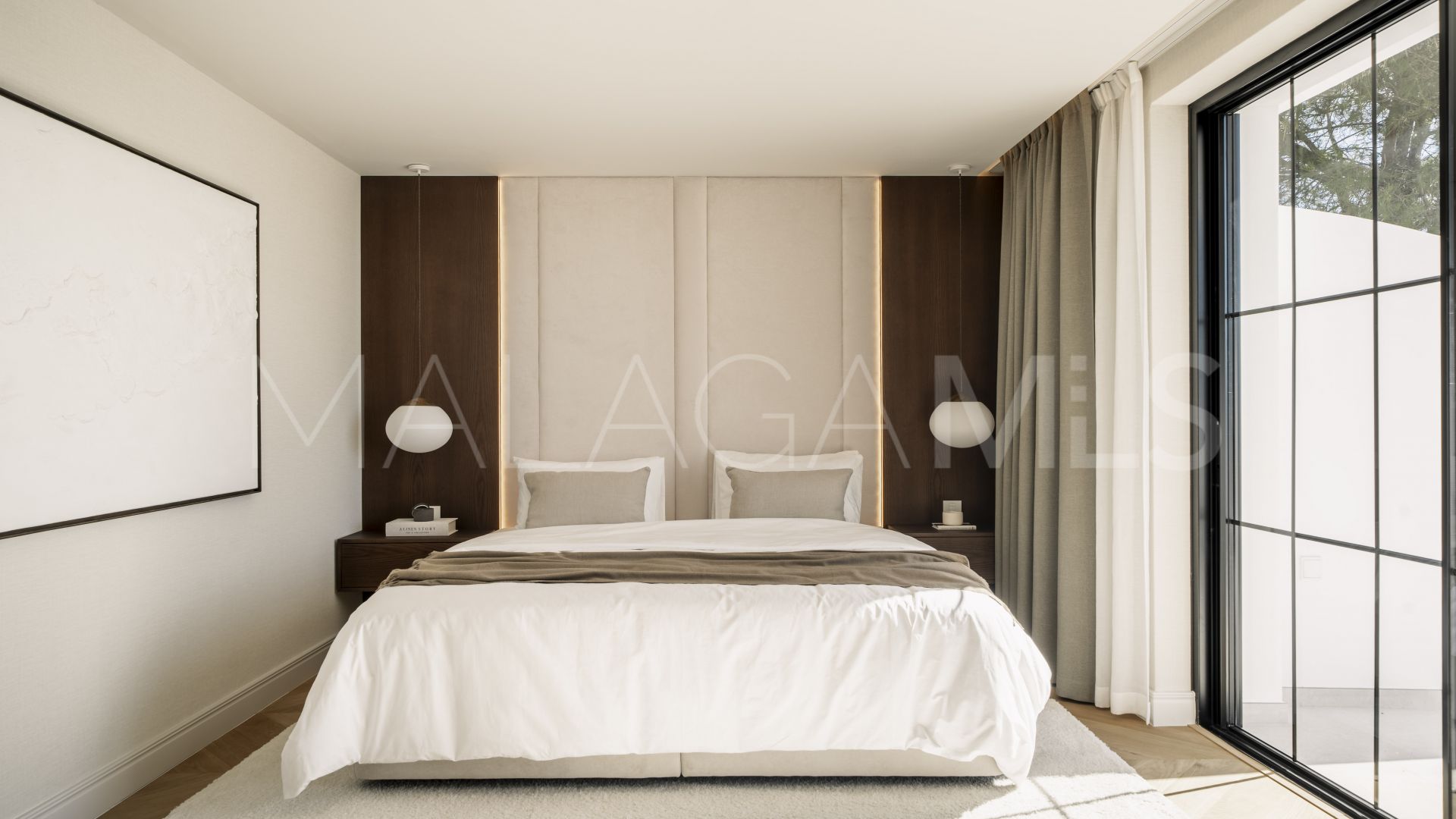 Buy Nueva Andalucia villa