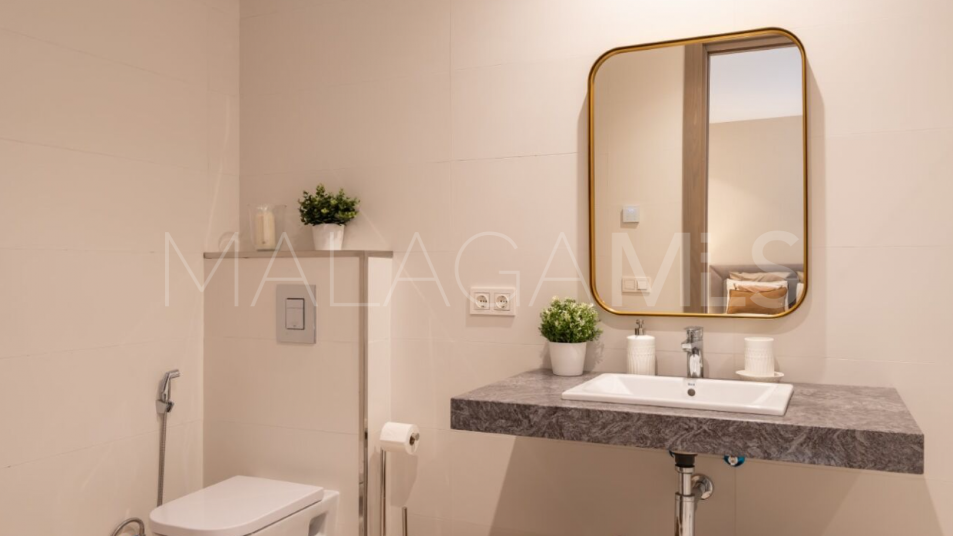 Villa for sale in Monte Halcones