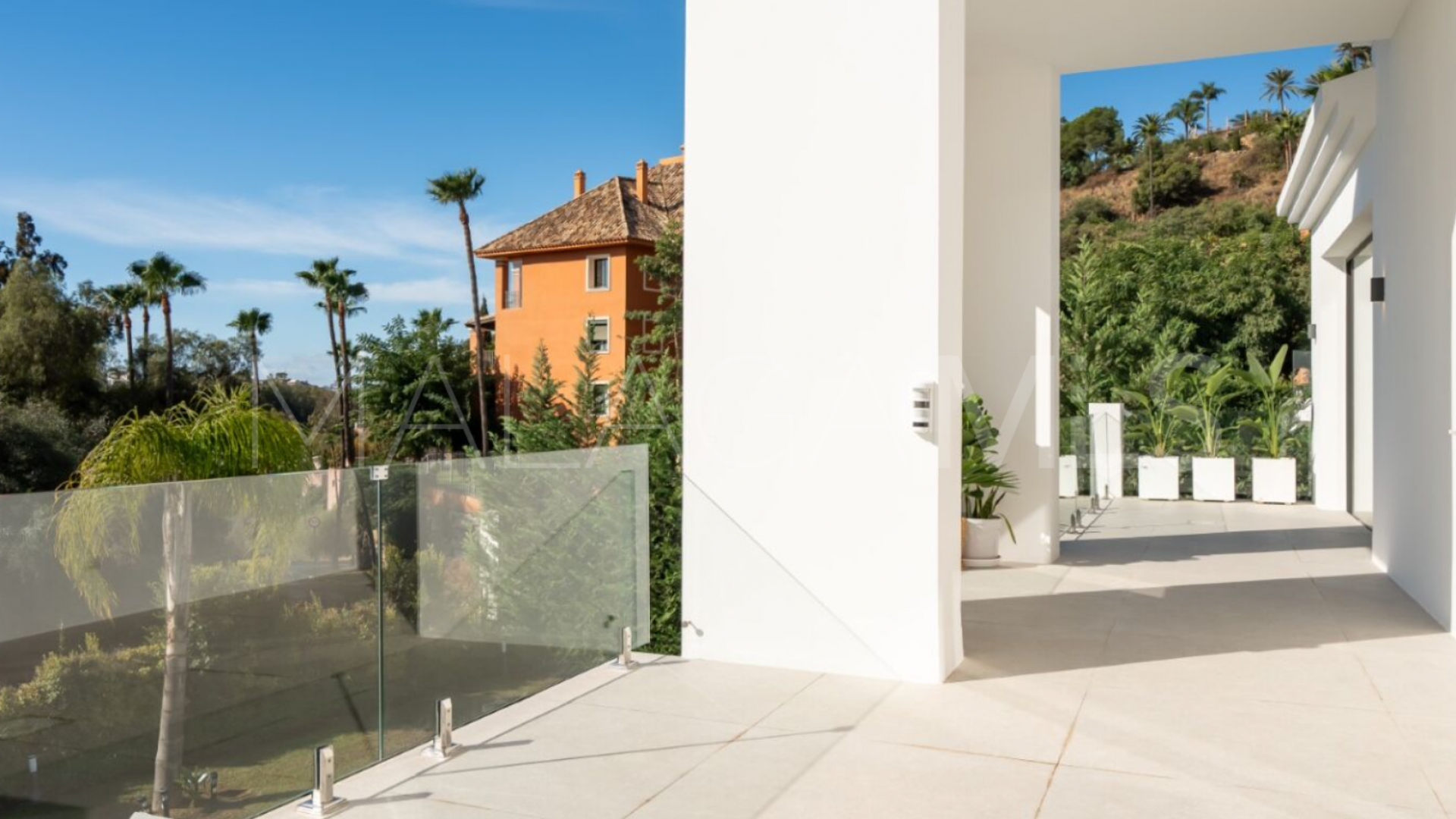 Villa for sale in Monte Halcones