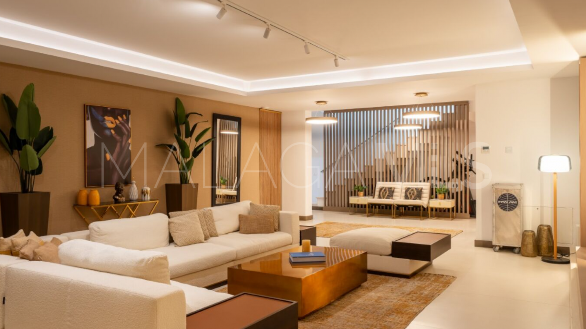 Villa for sale in Monte Halcones