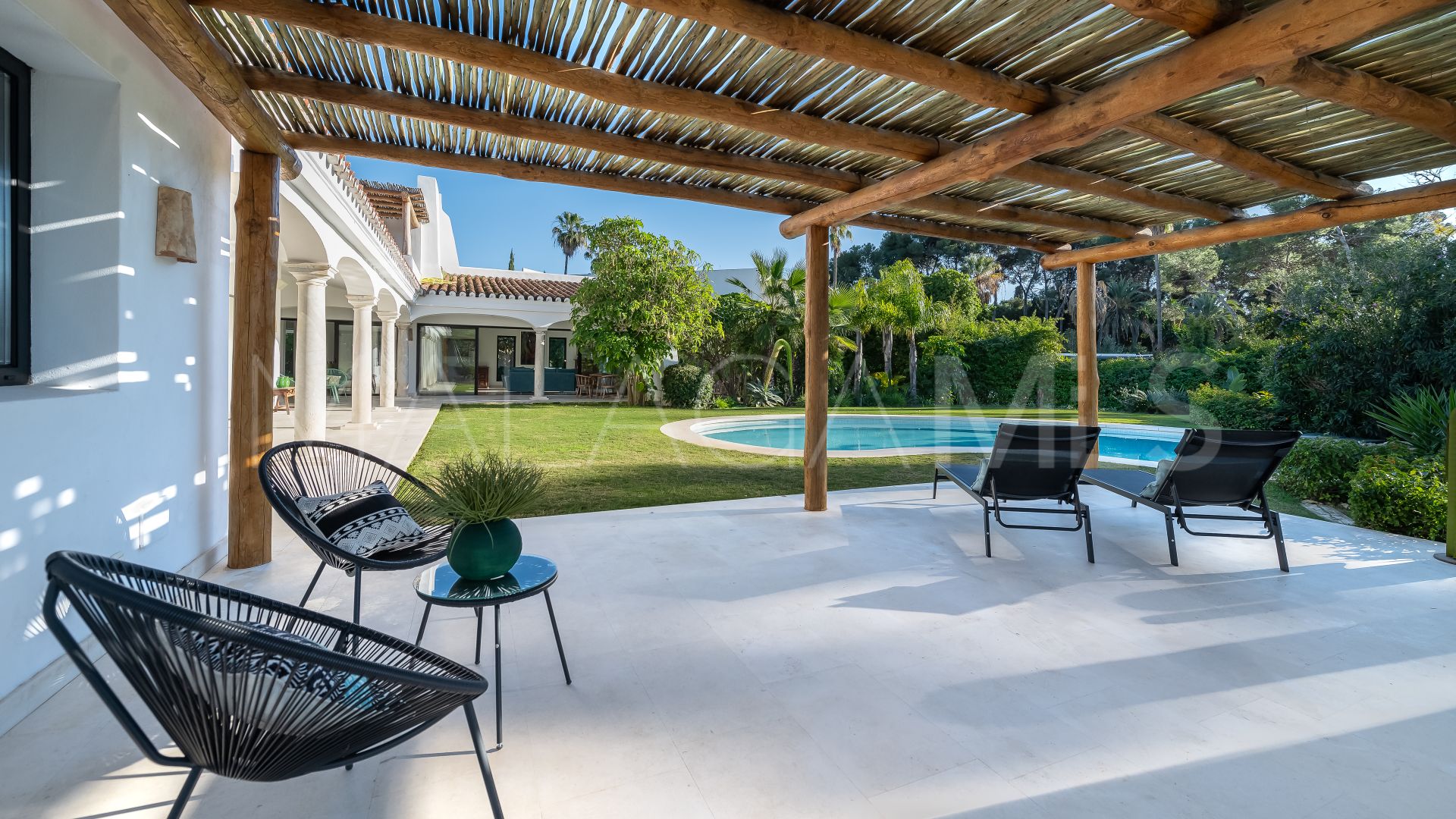 For sale Guadalmina Baja villa with 7 bedrooms