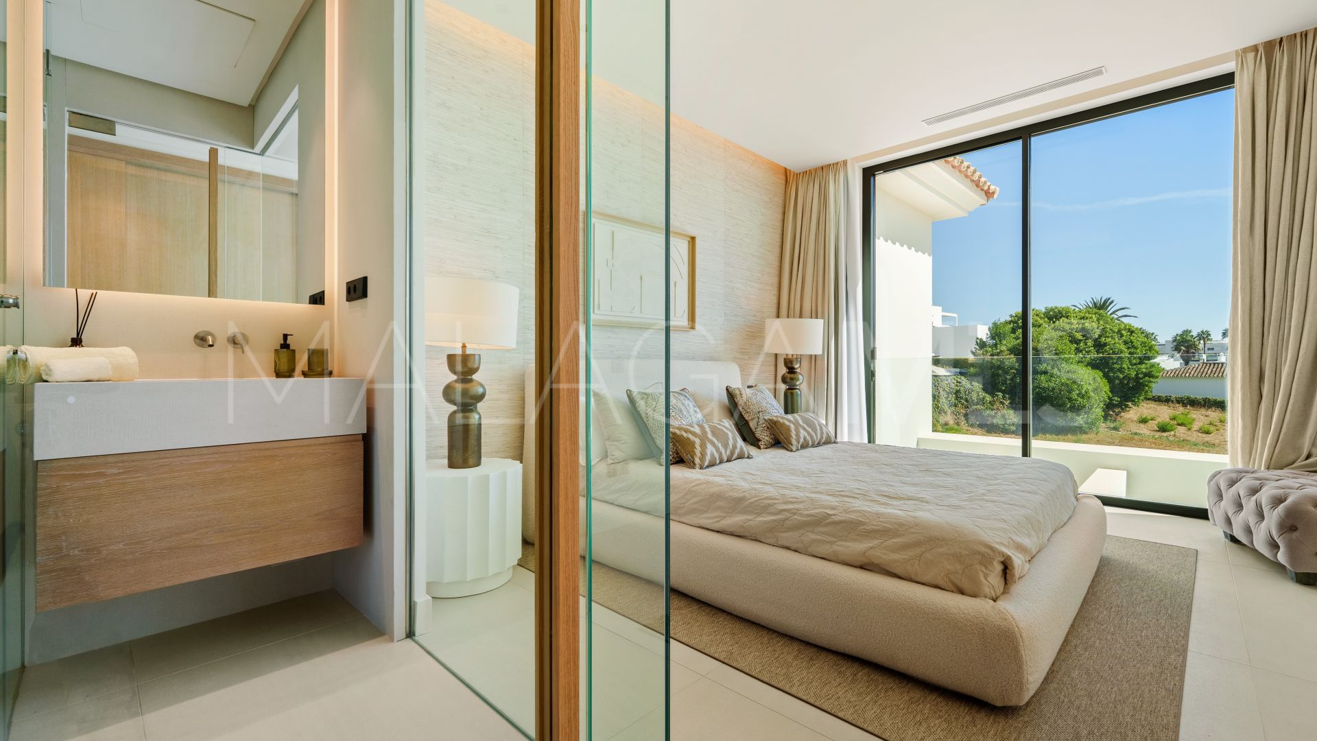 San Pedro de Alcantara, villa with 5 bedrooms for sale