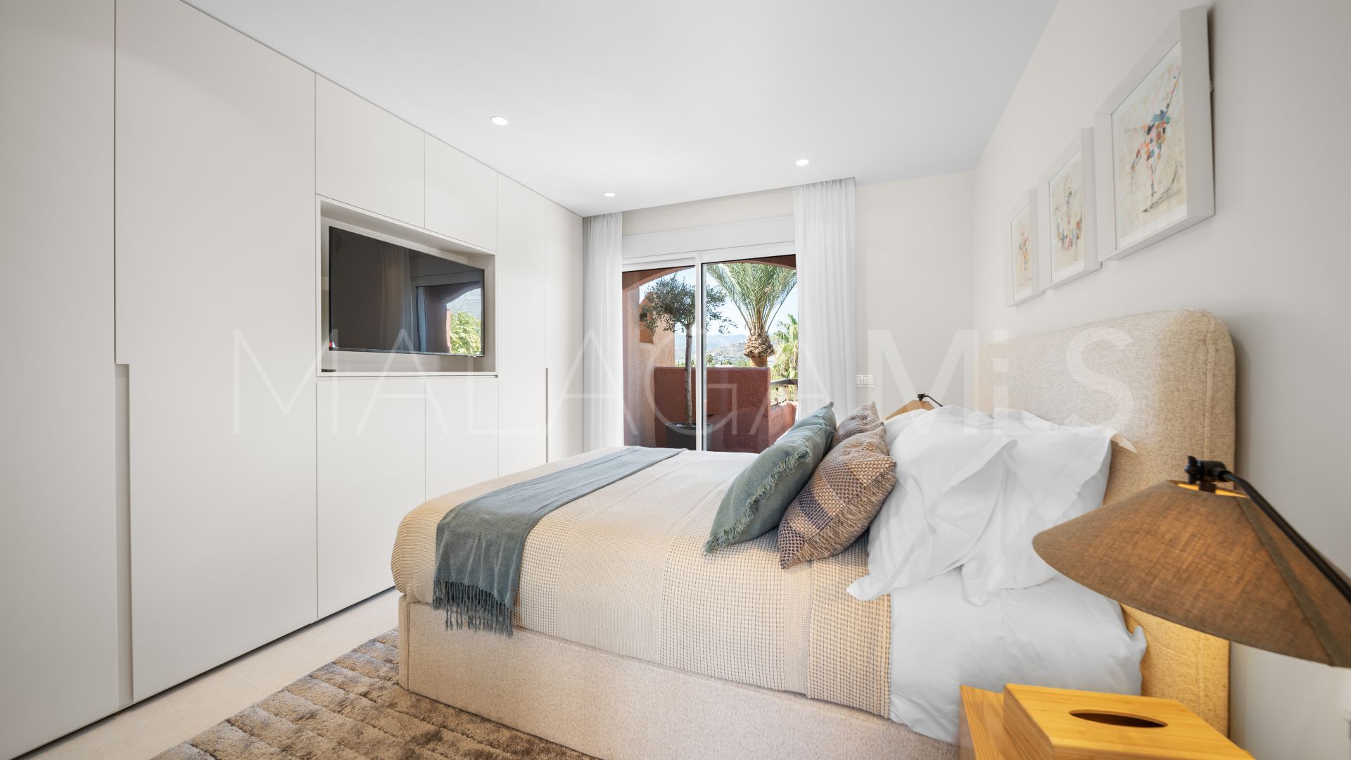 Radhus for sale in Nueva Andalucia