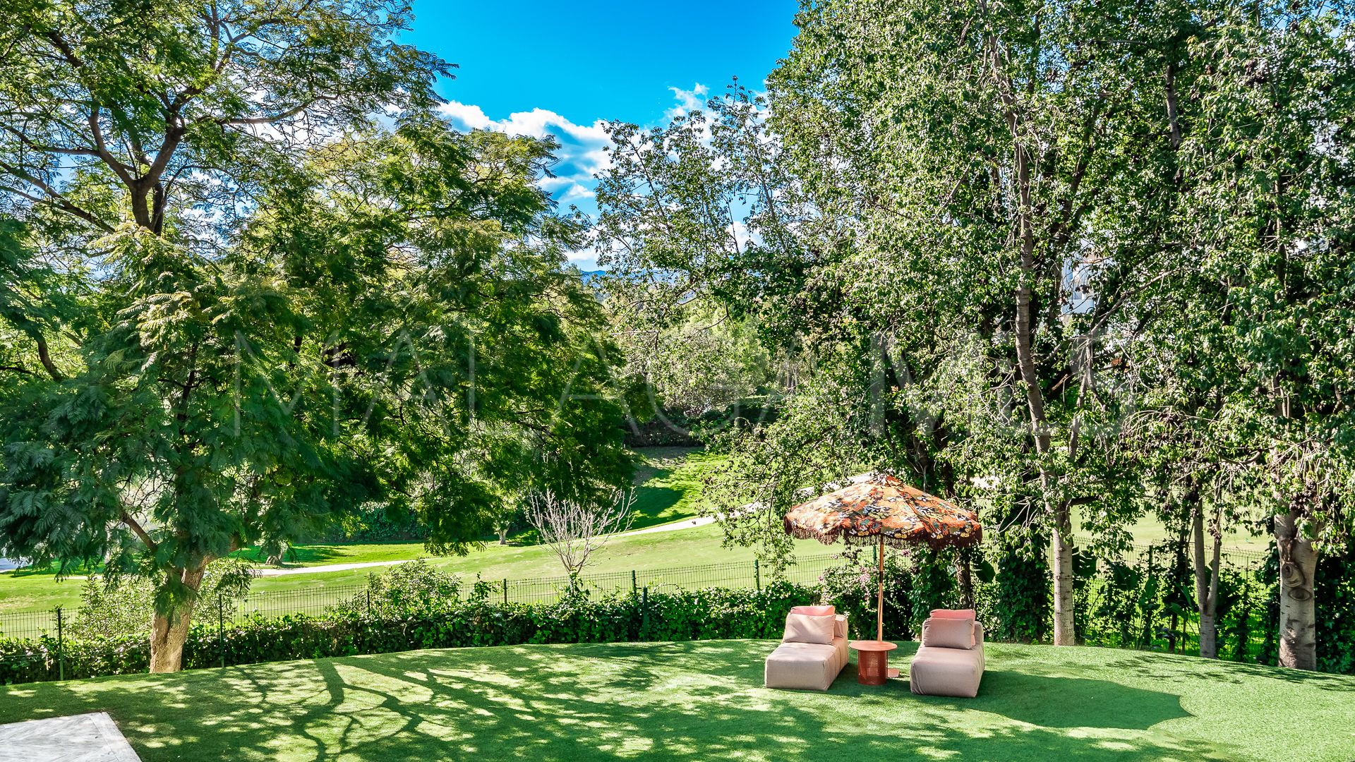 For sale 4 bedrooms villa in Guadalmina Alta