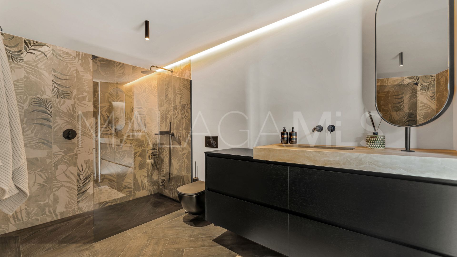 For sale 4 bedrooms villa in Guadalmina Alta