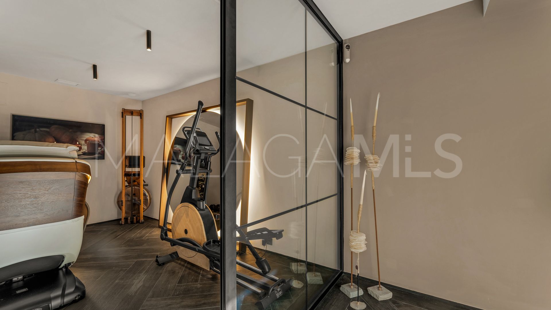 For sale 4 bedrooms villa in Guadalmina Alta