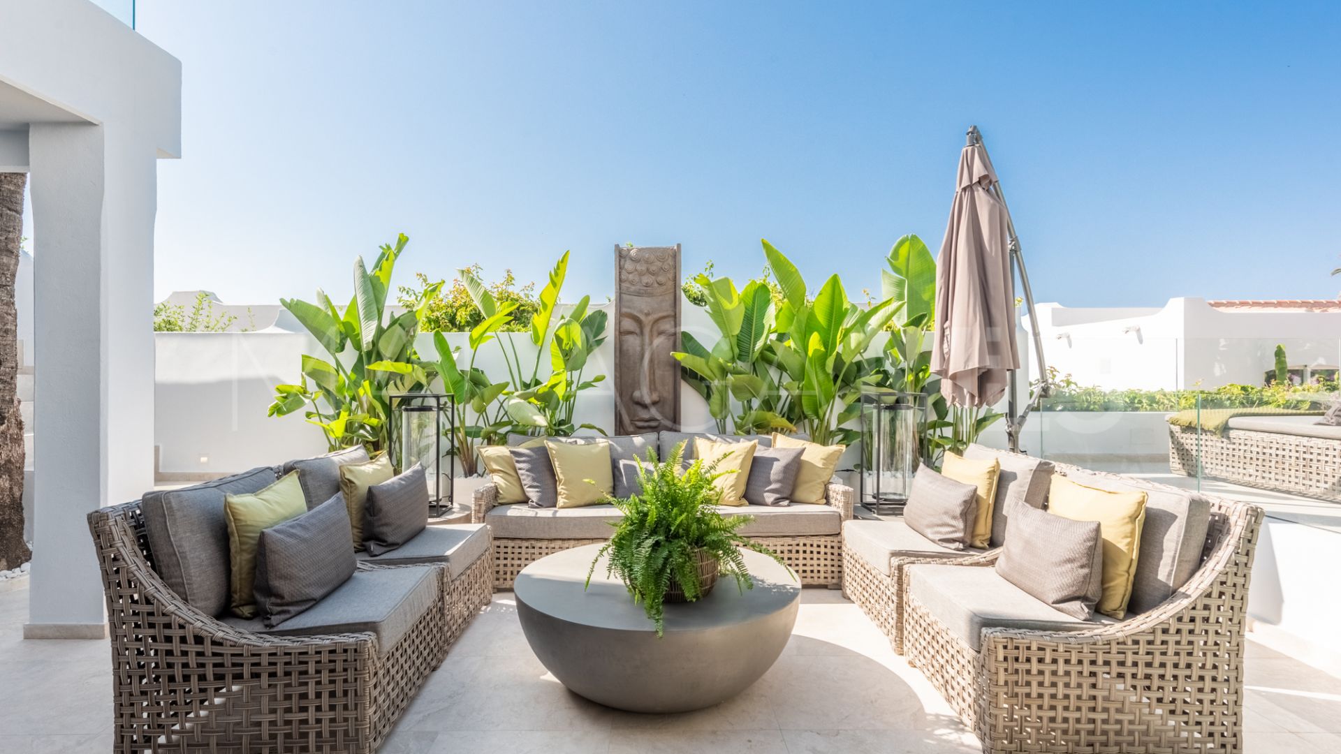 Radhus for sale in Marbella Golden Mile