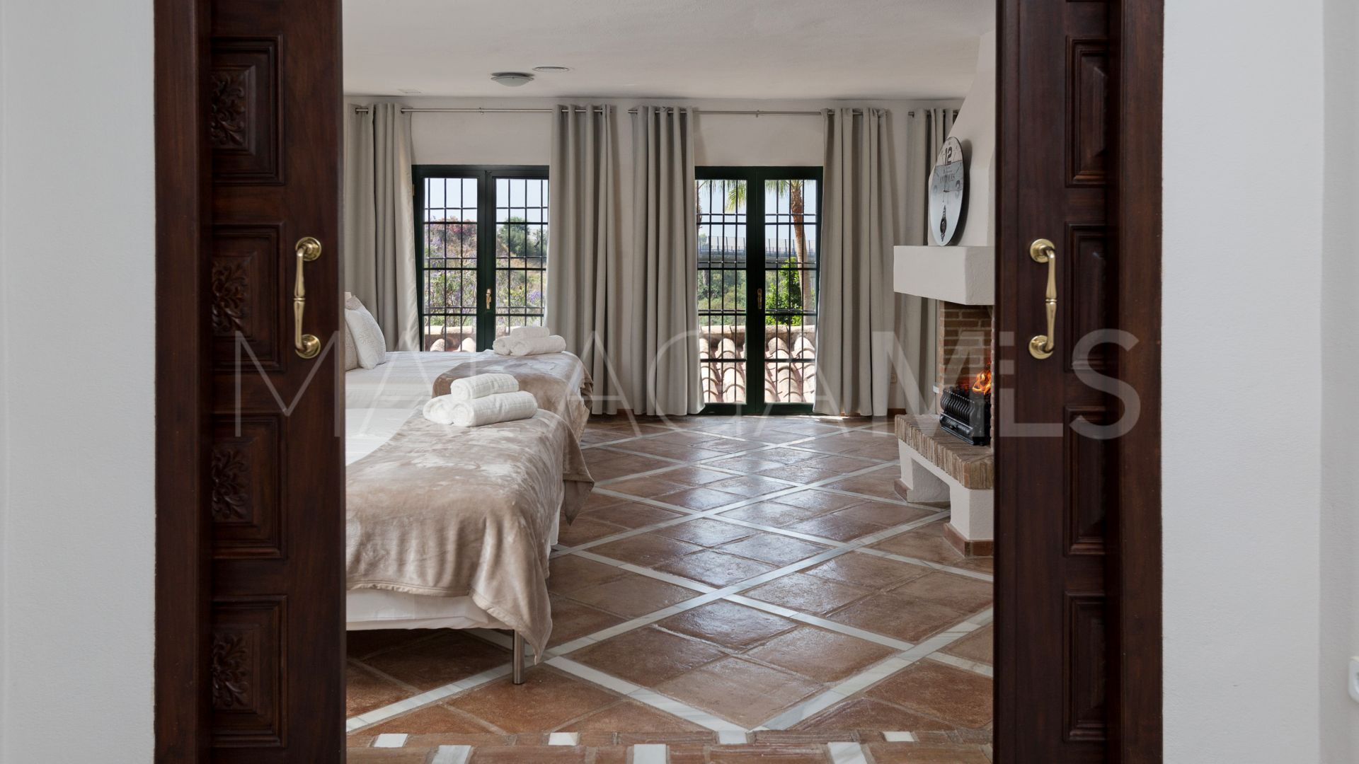 For sale Vega del Colorado villa with 12 bedrooms