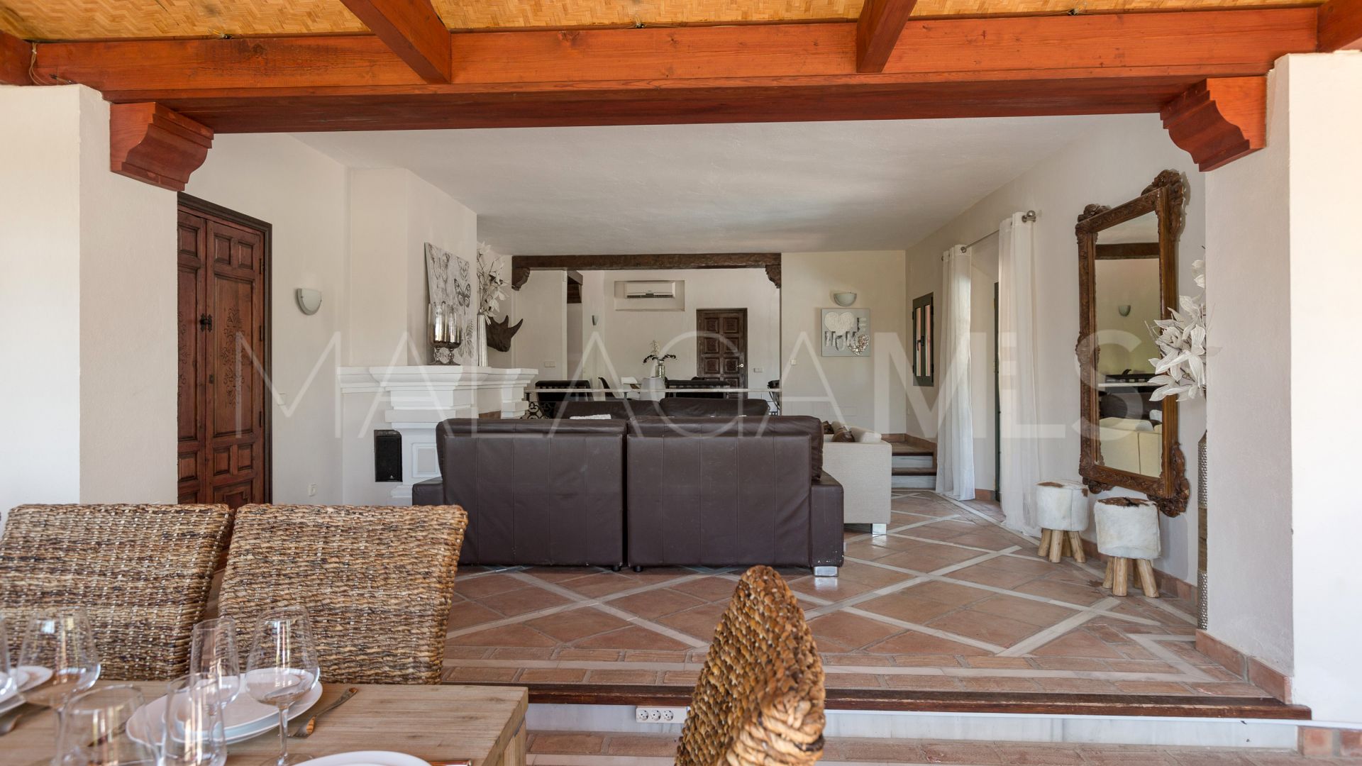 For sale Vega del Colorado villa with 12 bedrooms