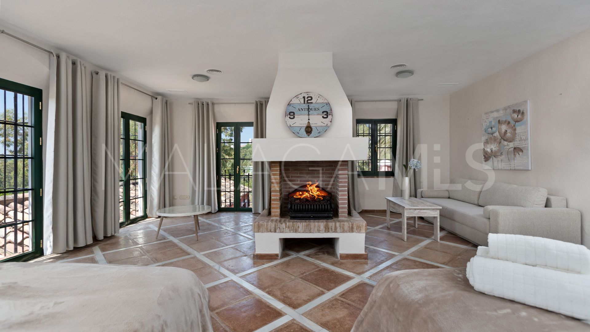 For sale Vega del Colorado villa with 12 bedrooms