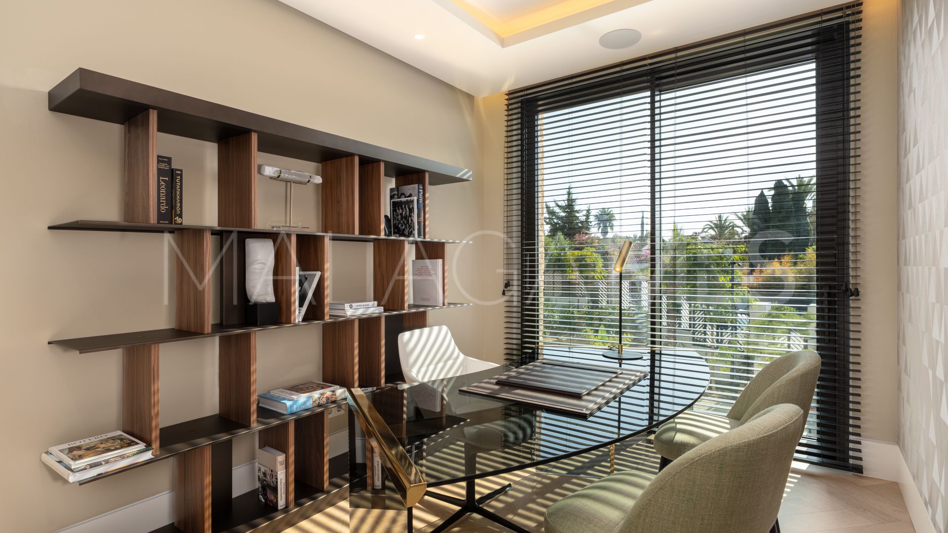 Villa for sale in Marbella Hill Club