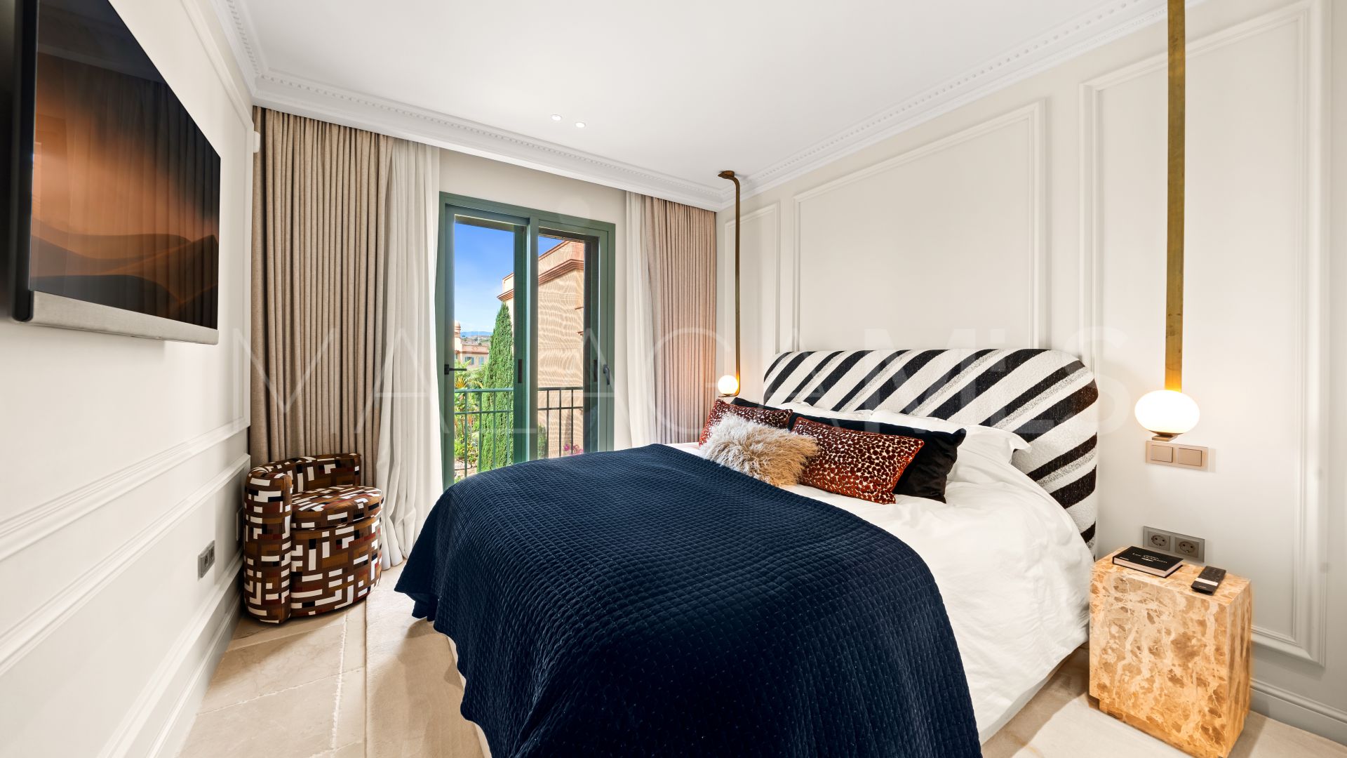 Duplex penthouse for sale in Los Flamingos