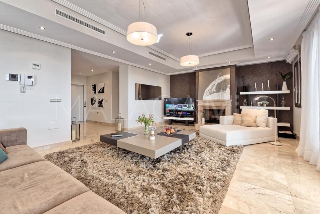 Benahavis Hills Country Club, villa for sale