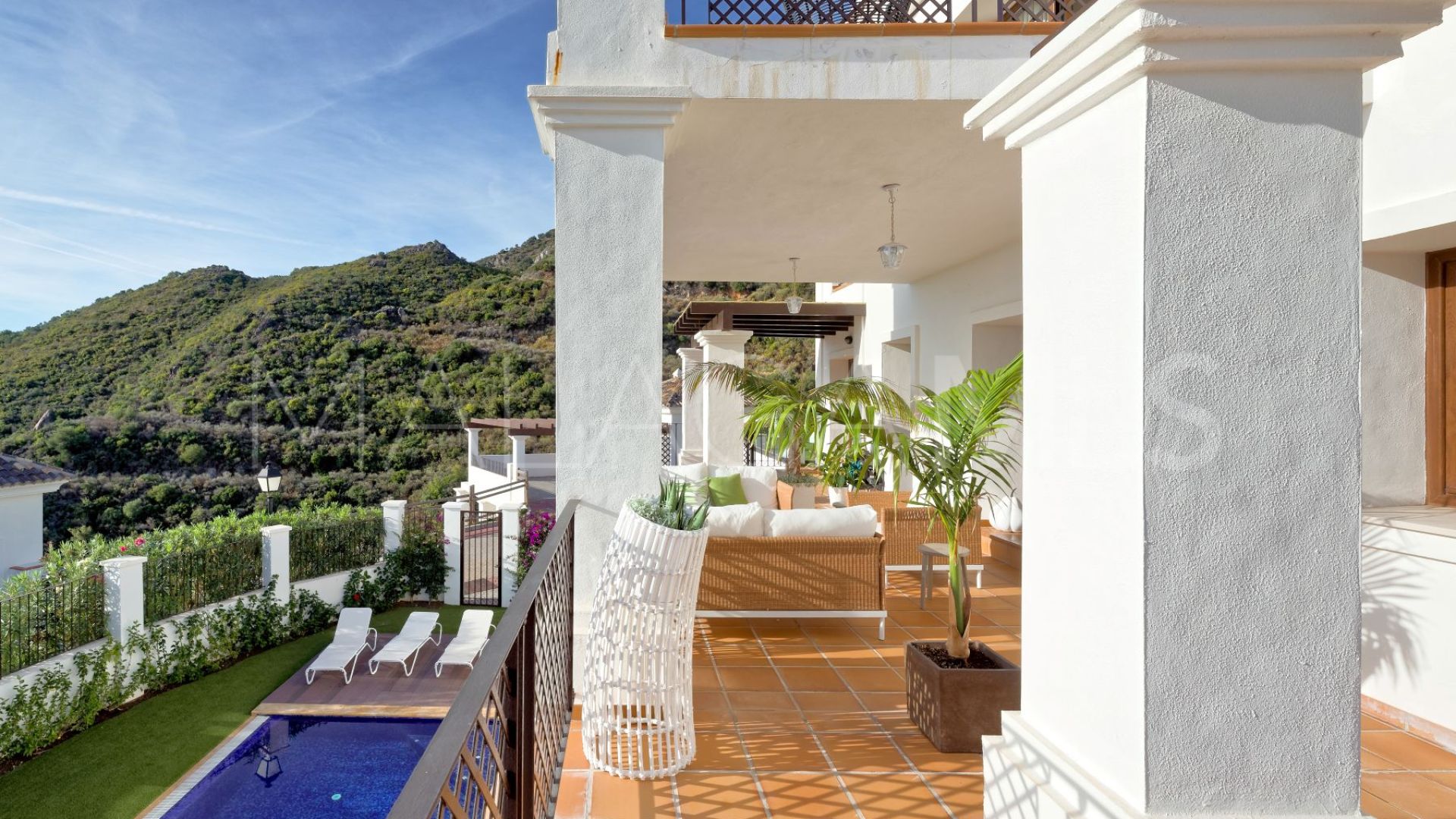 For sale villa in Benahavis Hills Country Club