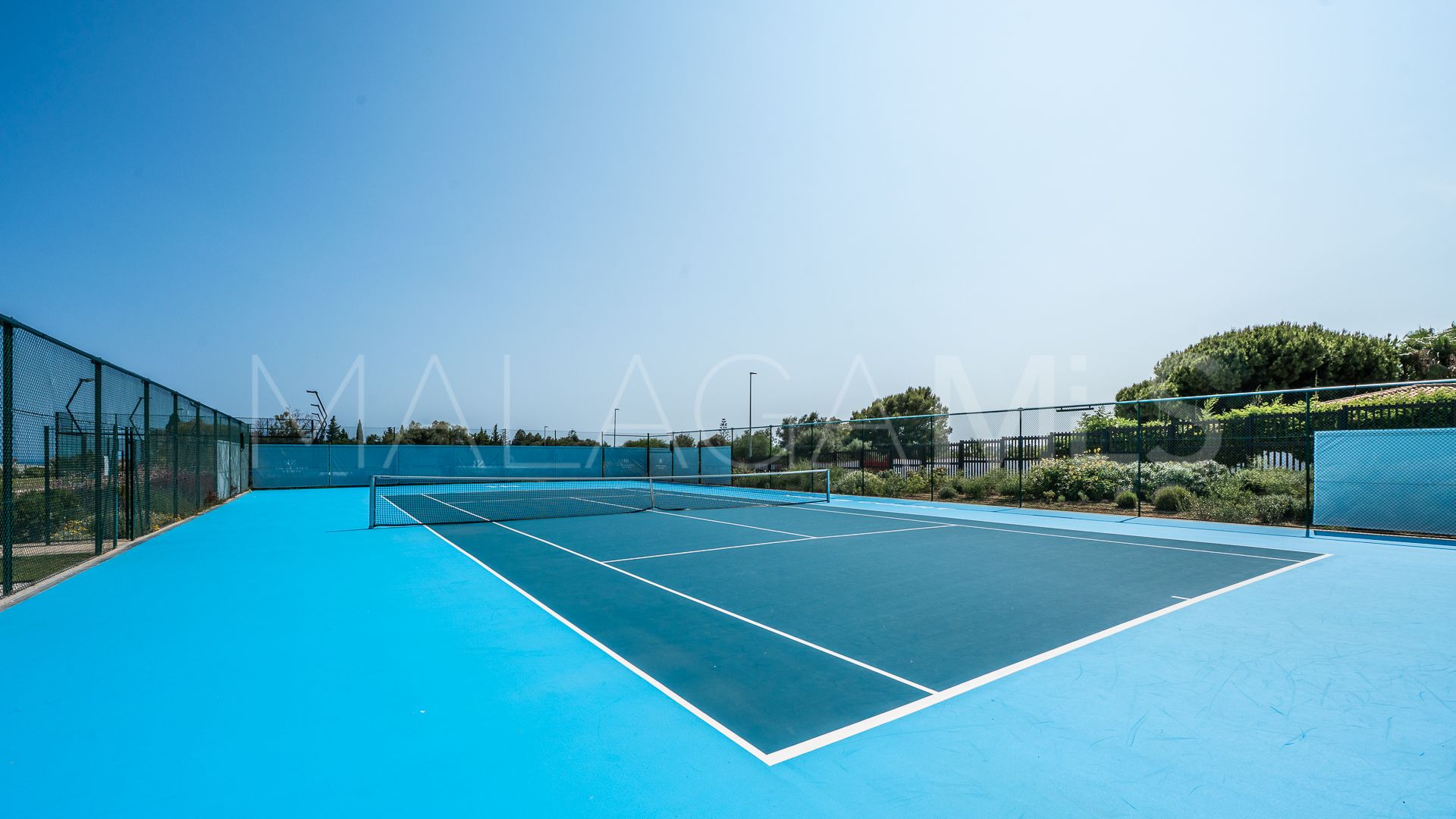 Buy penthouse in Marbella Golden Mile