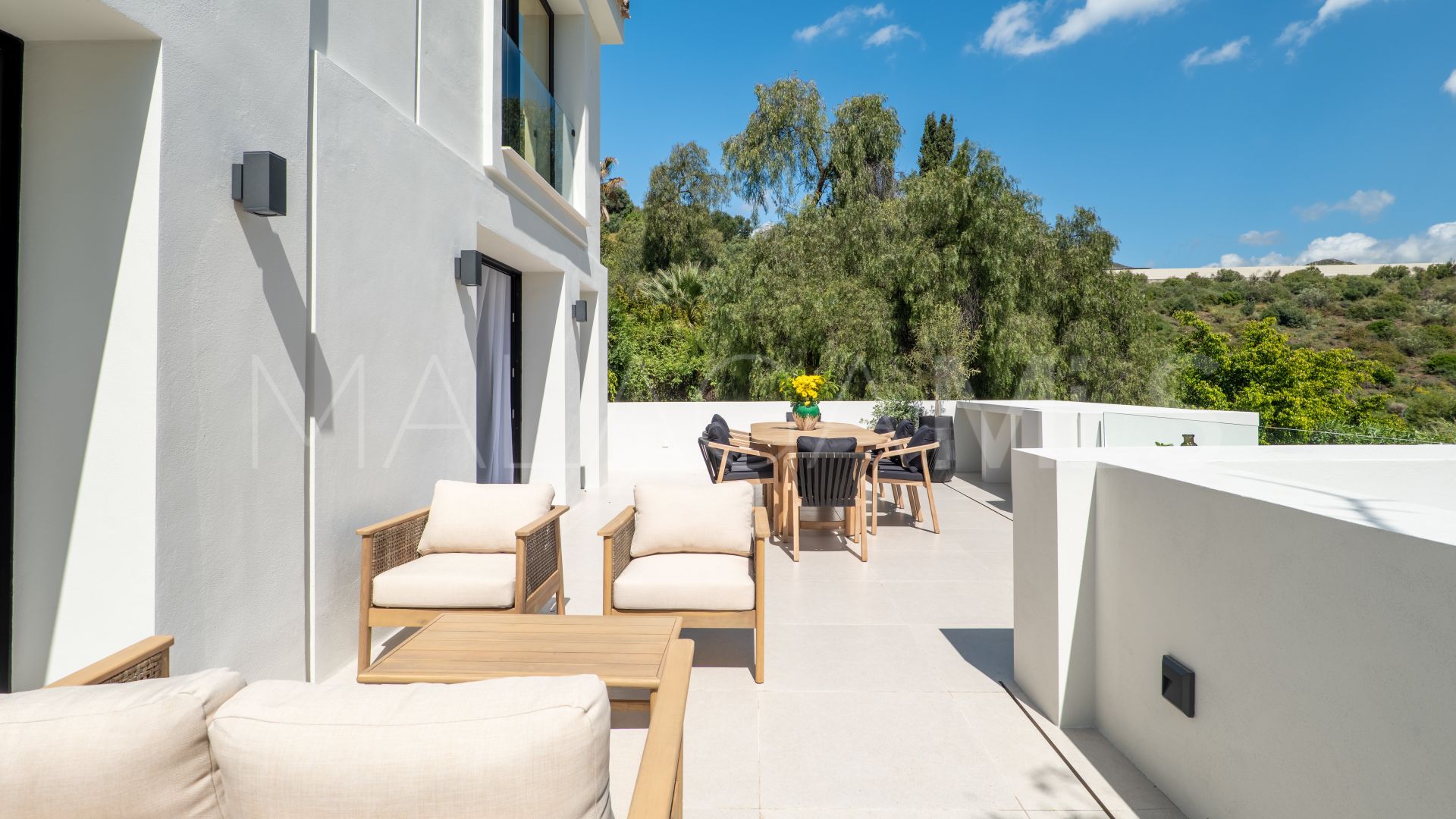 Villa for sale in Los Naranjos Hill Club