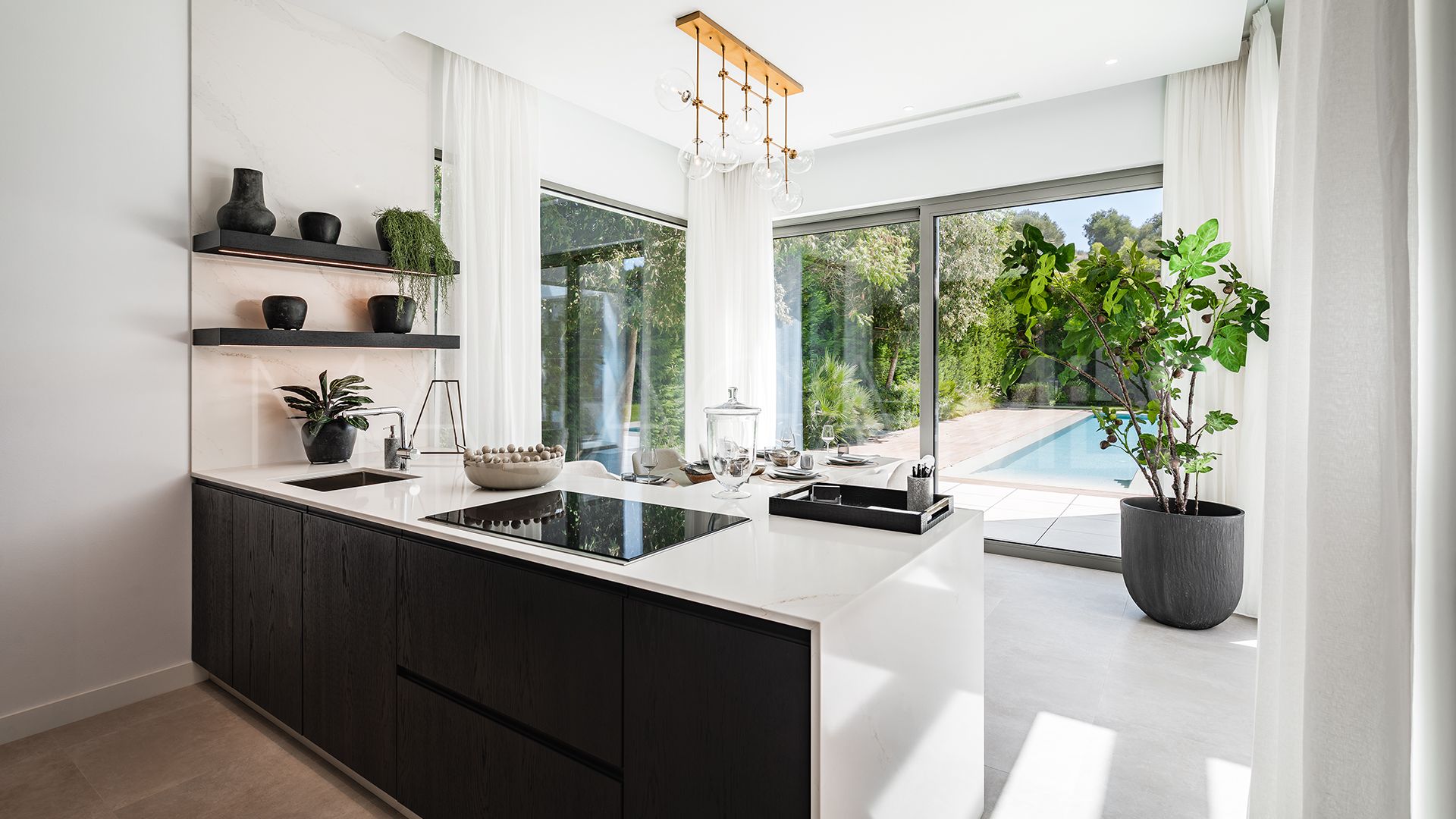 Villa for sale in El Paraiso