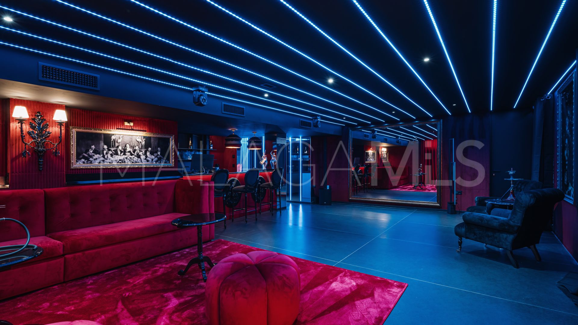 For sale villa in Altos del Paraiso with 4 bedrooms