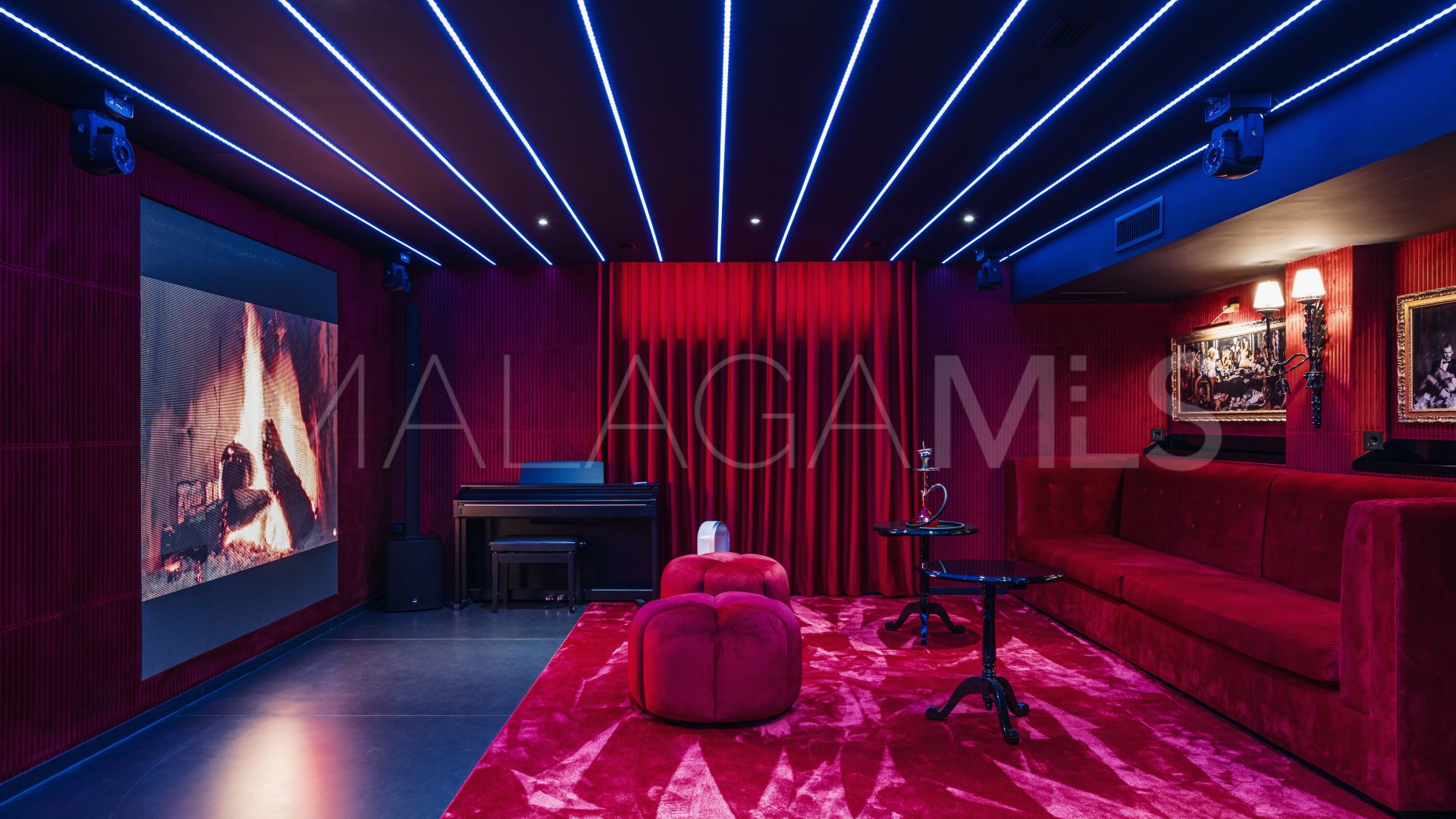 For sale villa in Altos del Paraiso with 4 bedrooms