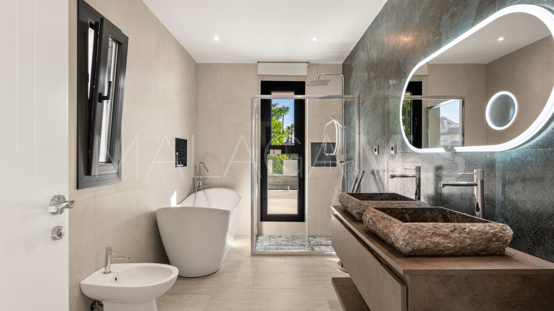 Villa for sale in El Faro