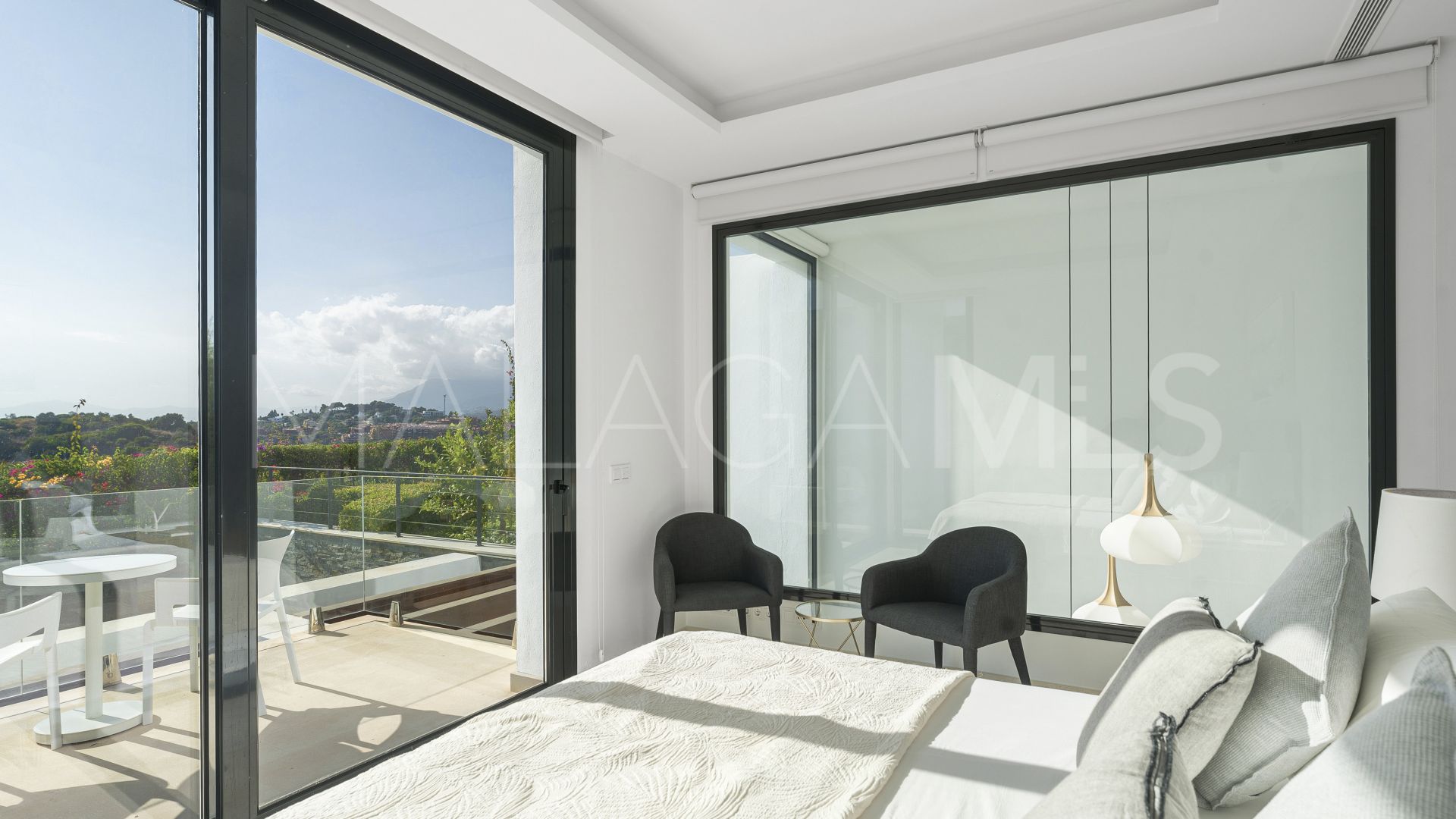 Villa for sale in Cabopino