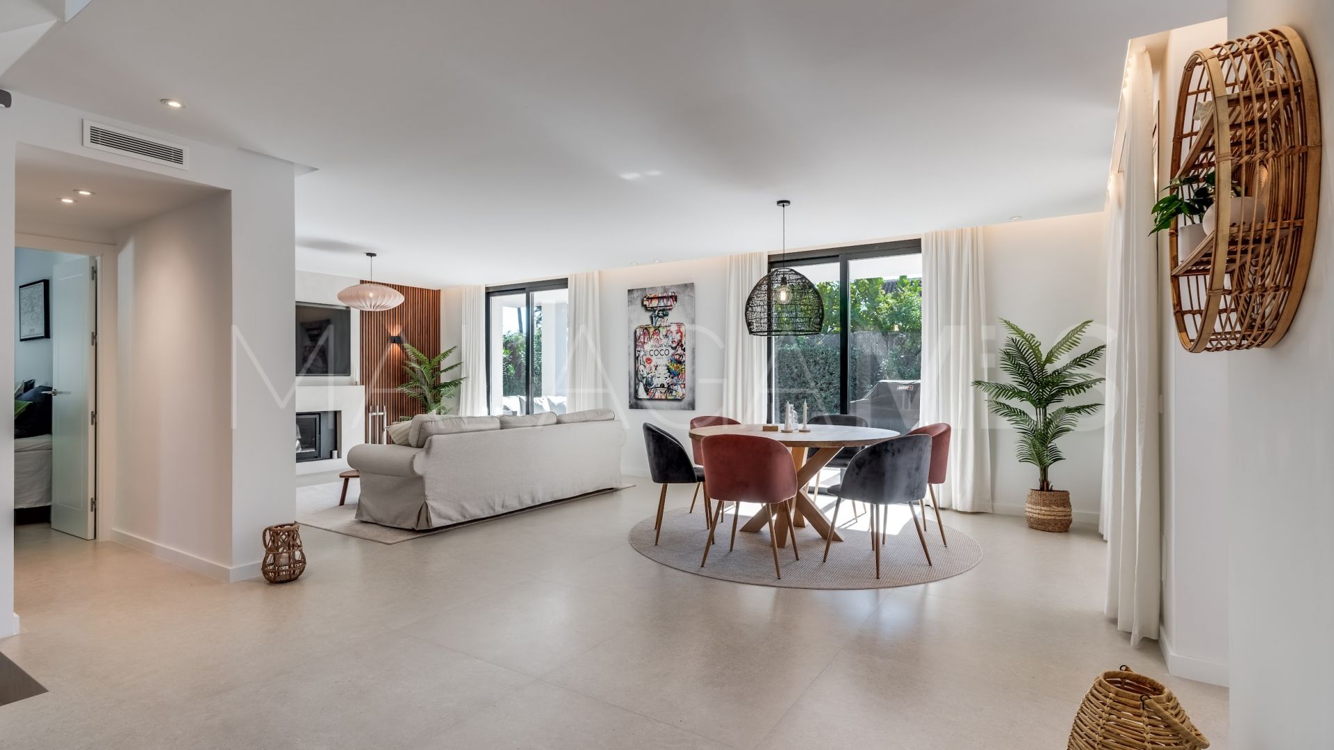 Villa for sale in Supermanzana H