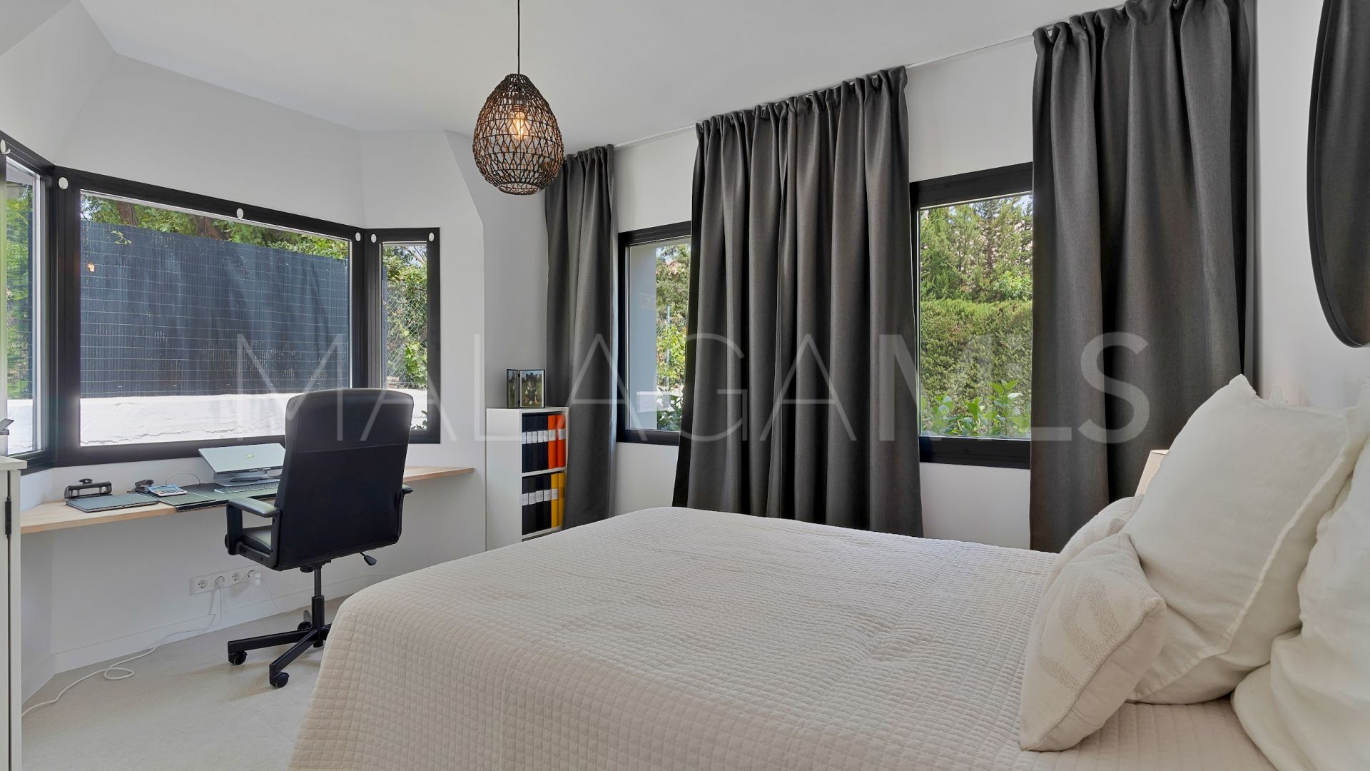 Villa for sale in Supermanzana H