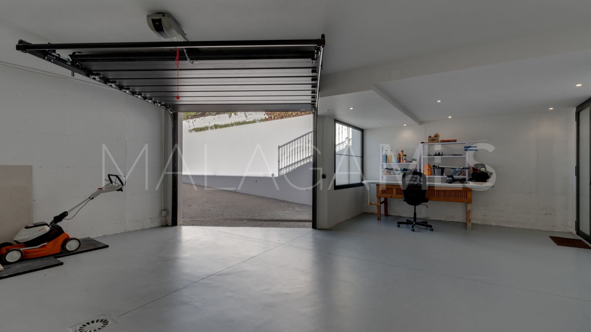 Villa for sale in Supermanzana H