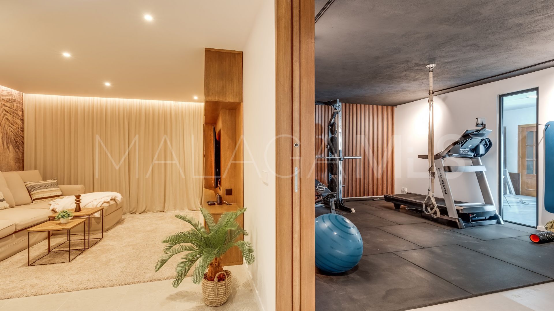 Villa for sale in Supermanzana H