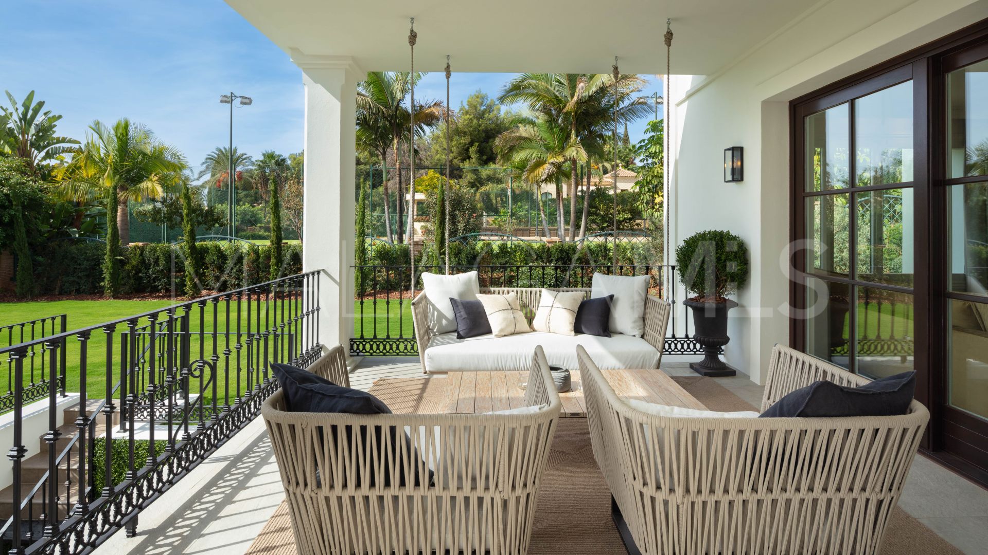 For sale Sierra Blanca villa with 6 bedrooms