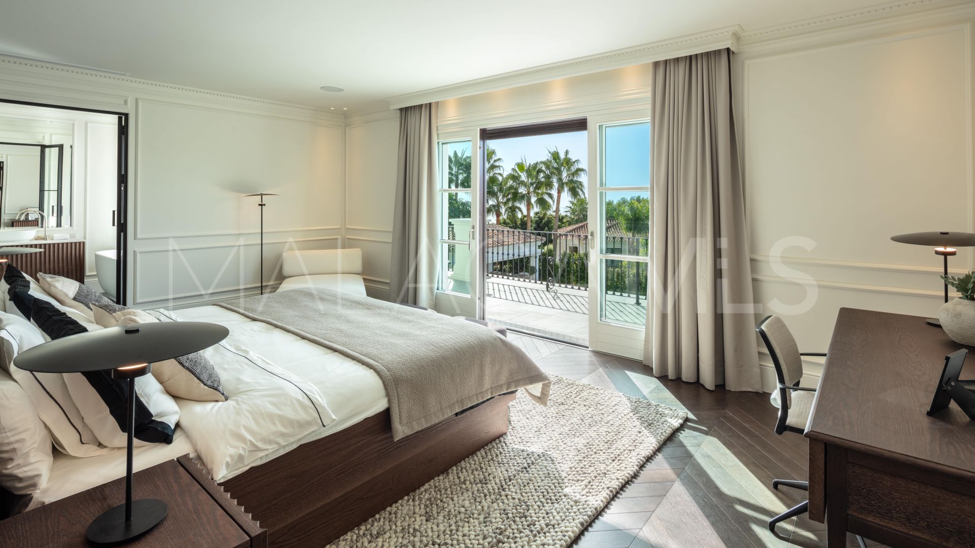 For sale Sierra Blanca villa with 6 bedrooms
