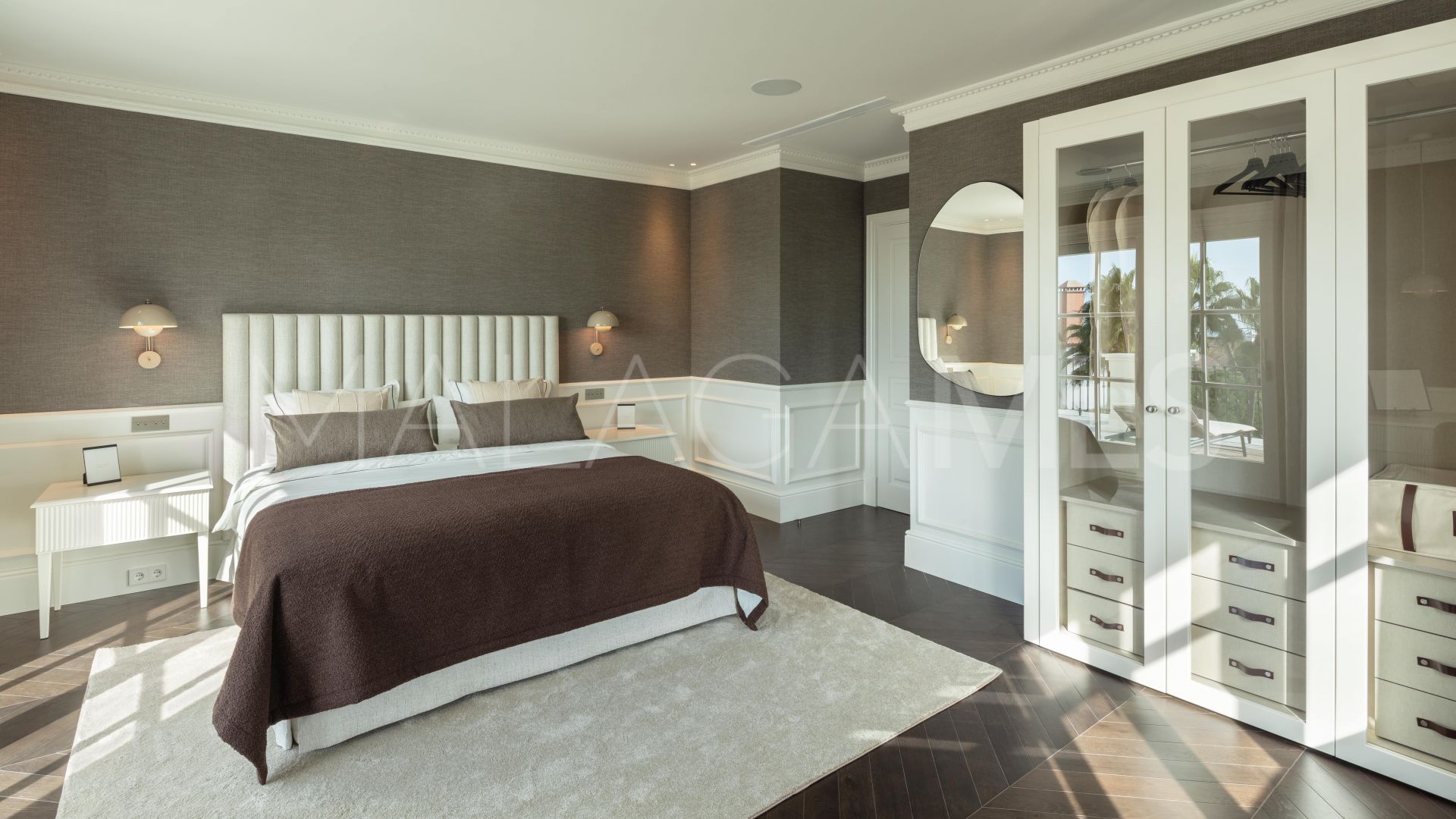 For sale Sierra Blanca villa with 6 bedrooms
