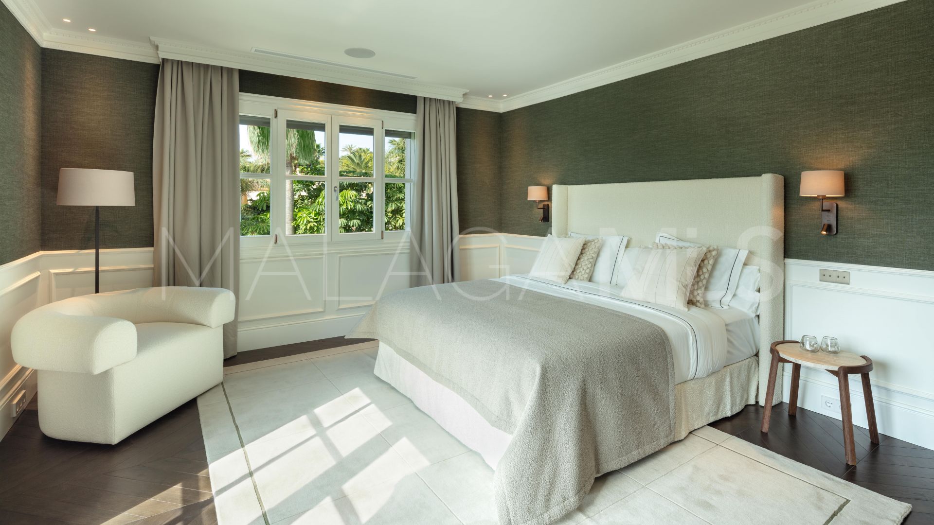 For sale Sierra Blanca villa with 6 bedrooms