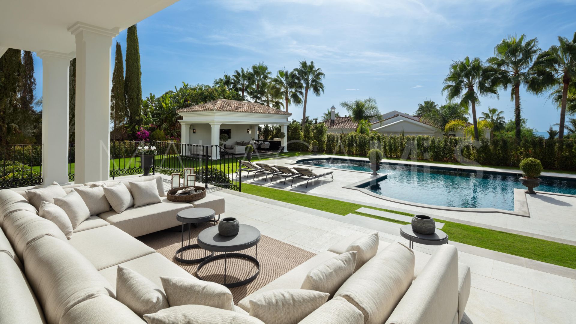 For sale Sierra Blanca villa with 6 bedrooms