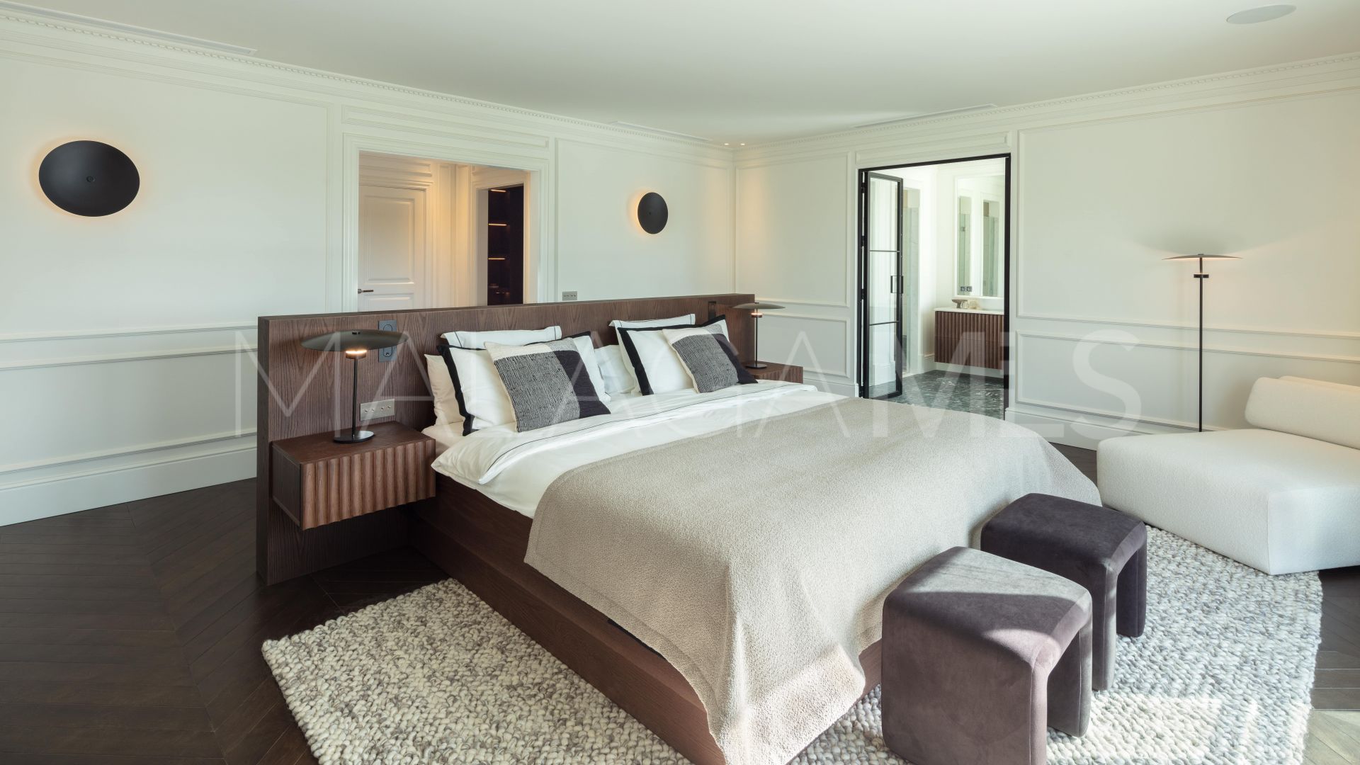 For sale Sierra Blanca villa with 6 bedrooms