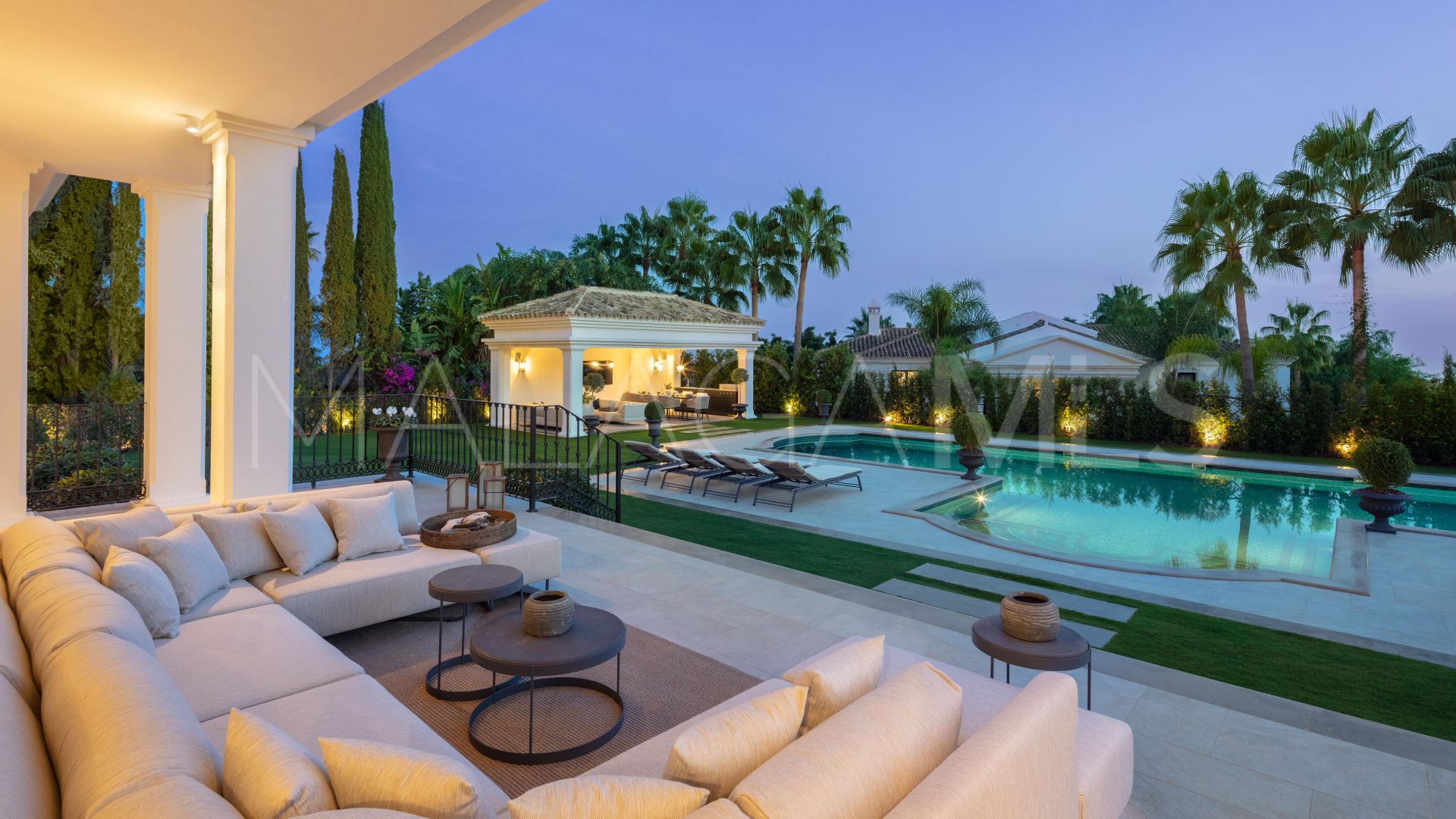 For sale Sierra Blanca villa with 6 bedrooms