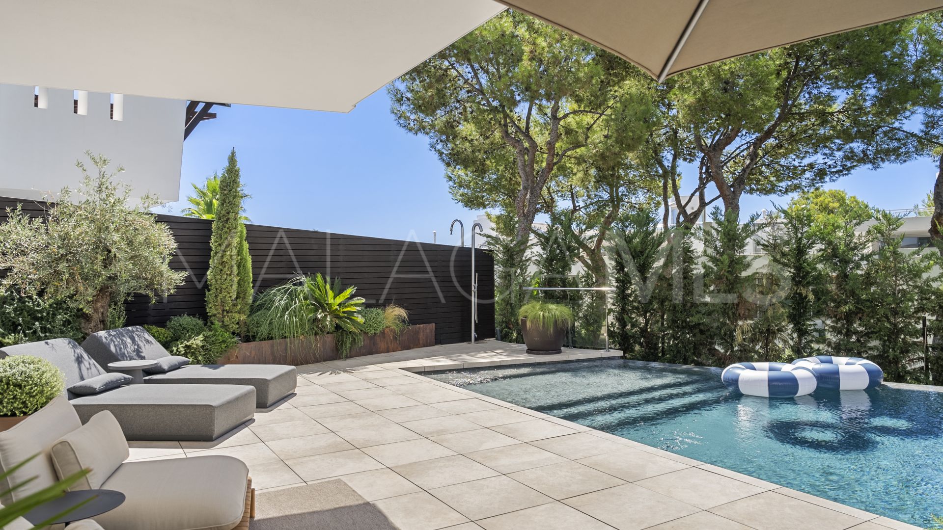 Doppelhaushälfte for sale in Sierra Blanca