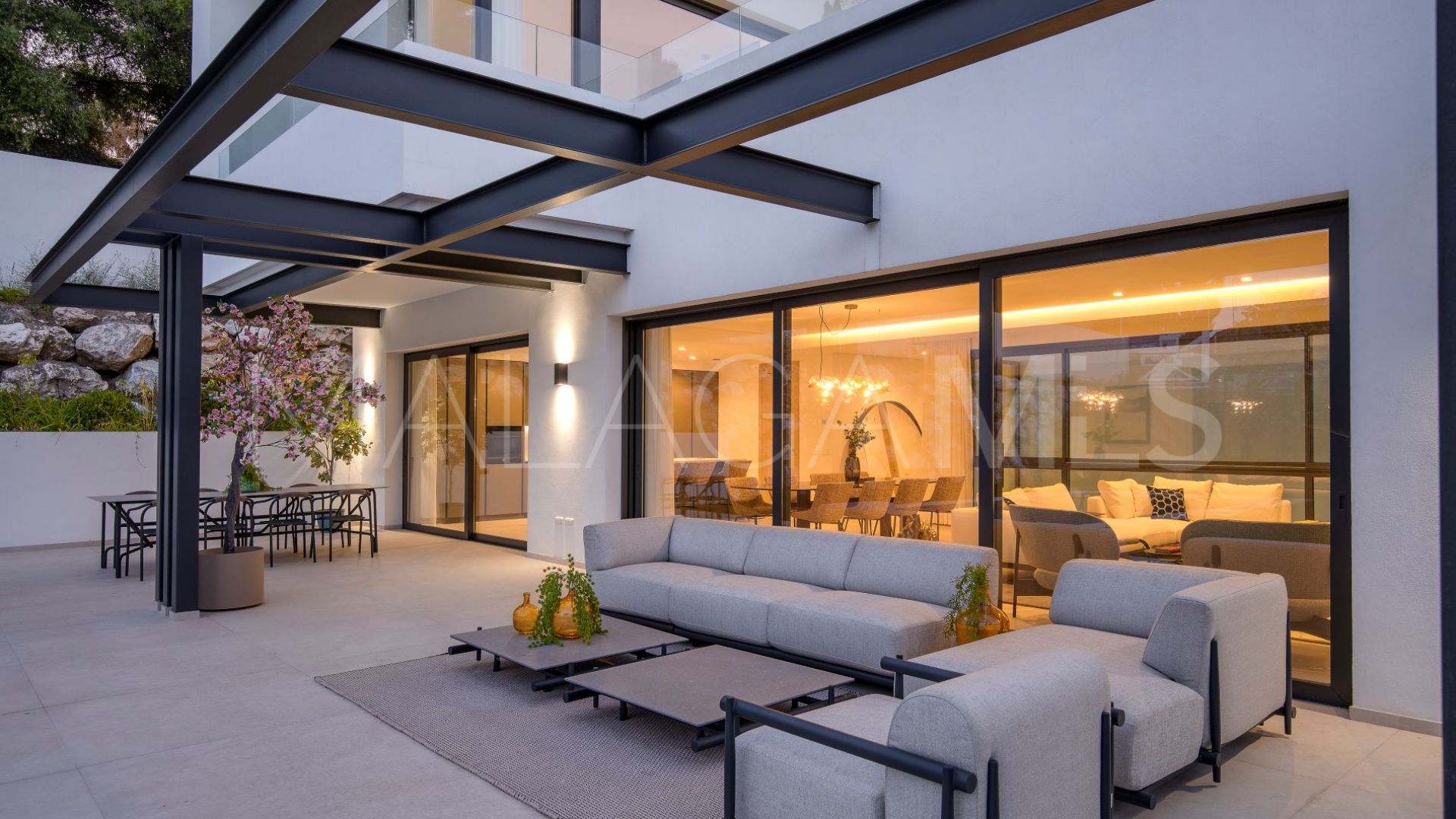 Fuente del Espanto 6 bedrooms villa for sale