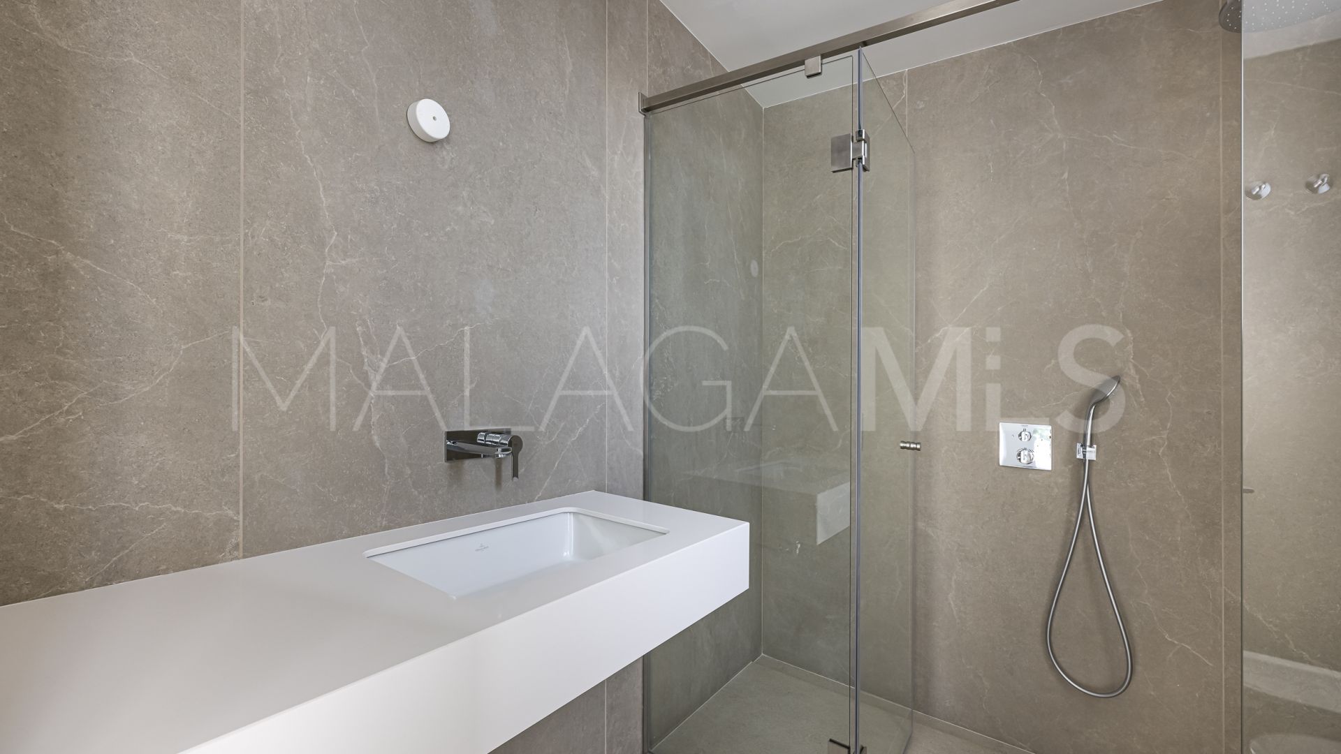 Villa for sale in La Finca de Marbella
