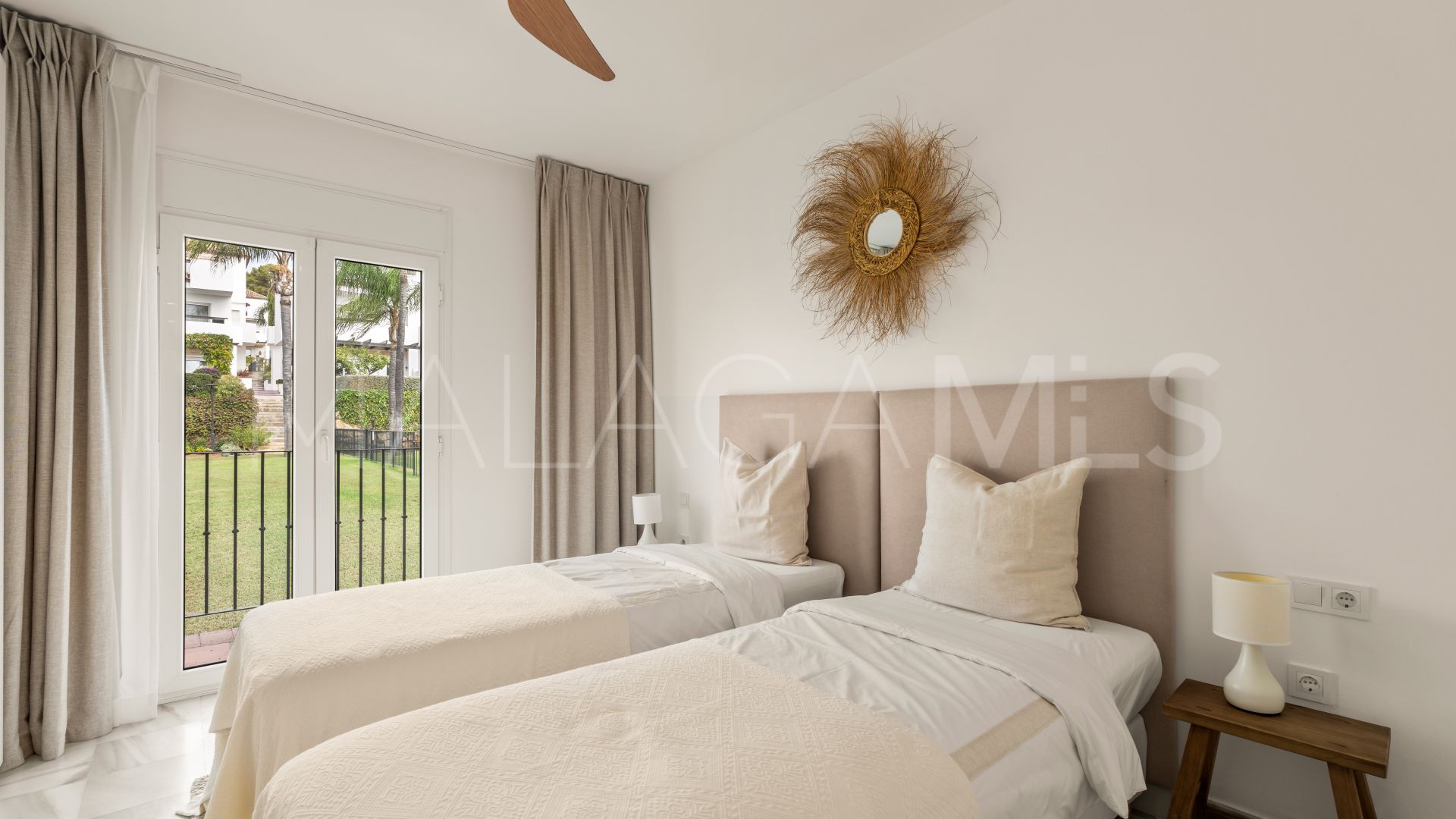 Buy adosado de 3 bedrooms in Las Brisas