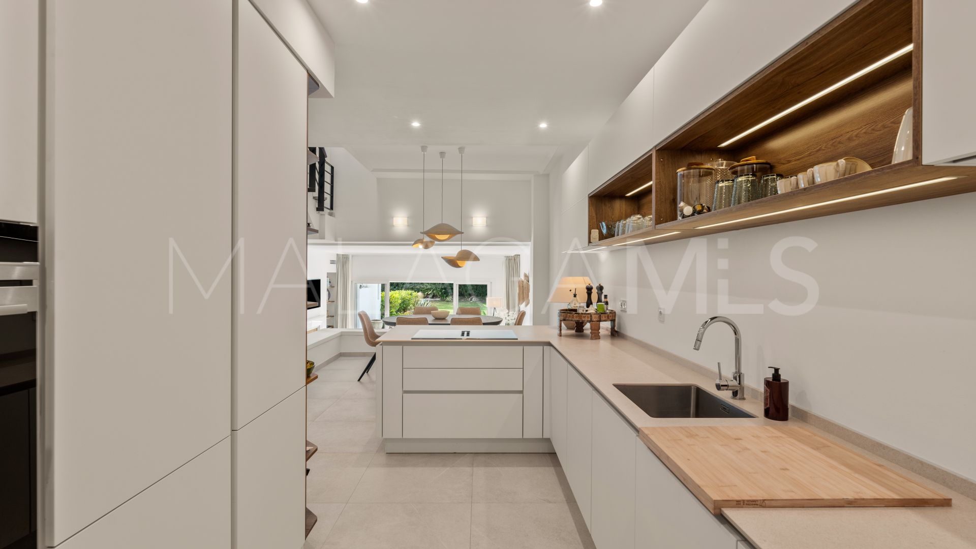Buy adosado de 3 bedrooms in Las Brisas