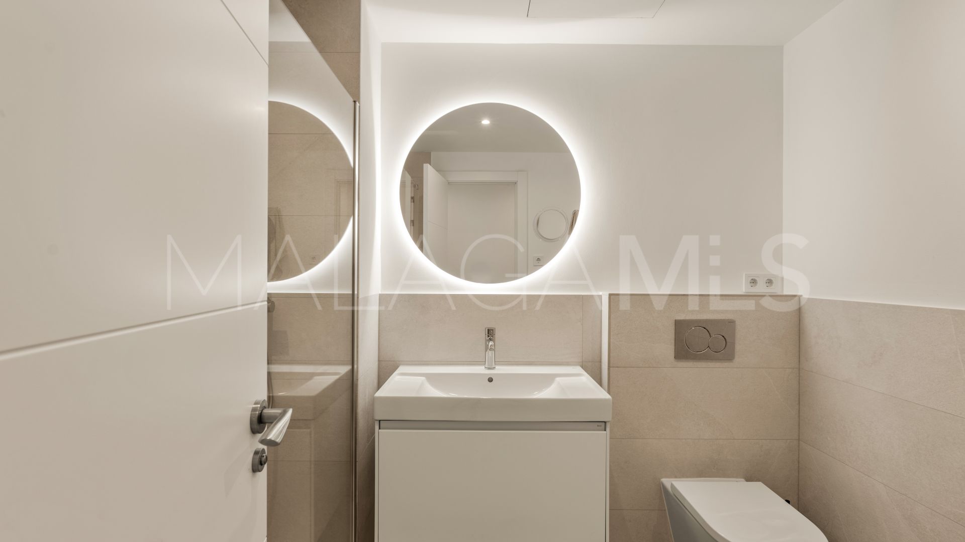 Buy adosado de 3 bedrooms in Las Brisas